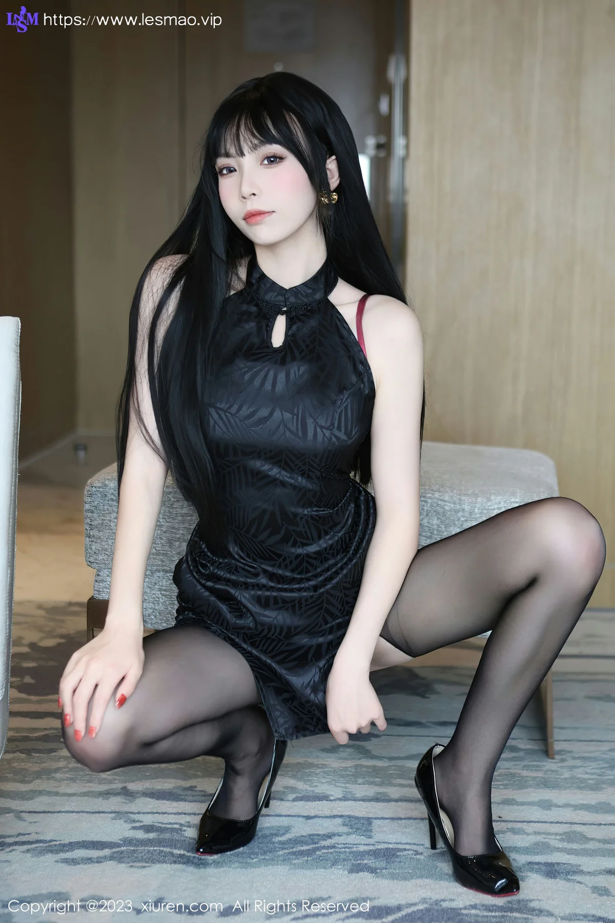 XiuRen 秀人 No.6666 江七七 深色旗袍服饰首套写真3 - 22