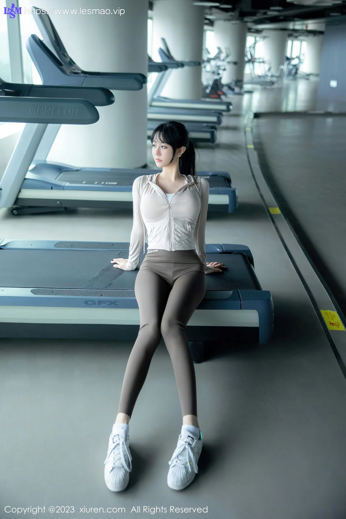 XiuRen 秀人 No.6683 幼幼 浅色运动服饰性感写真11 - 11