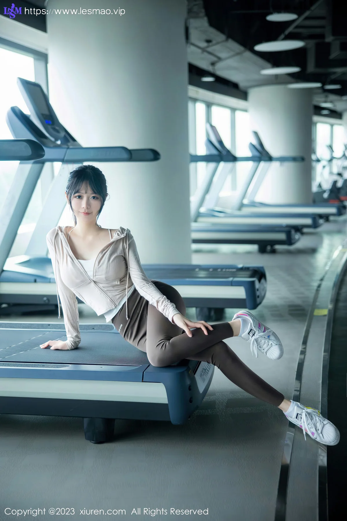 XiuRen 秀人 No.6683 幼幼 浅色运动服饰性感写真11 - 19