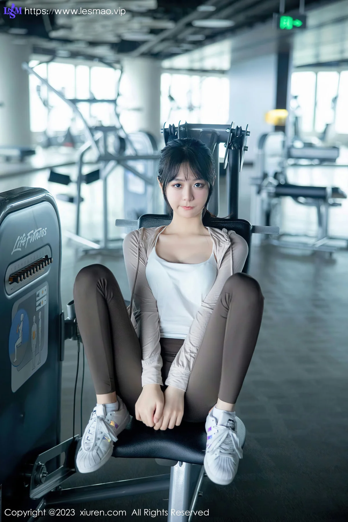 XiuRen 秀人 No.6683 幼幼 浅色运动服饰性感写真11 - 43