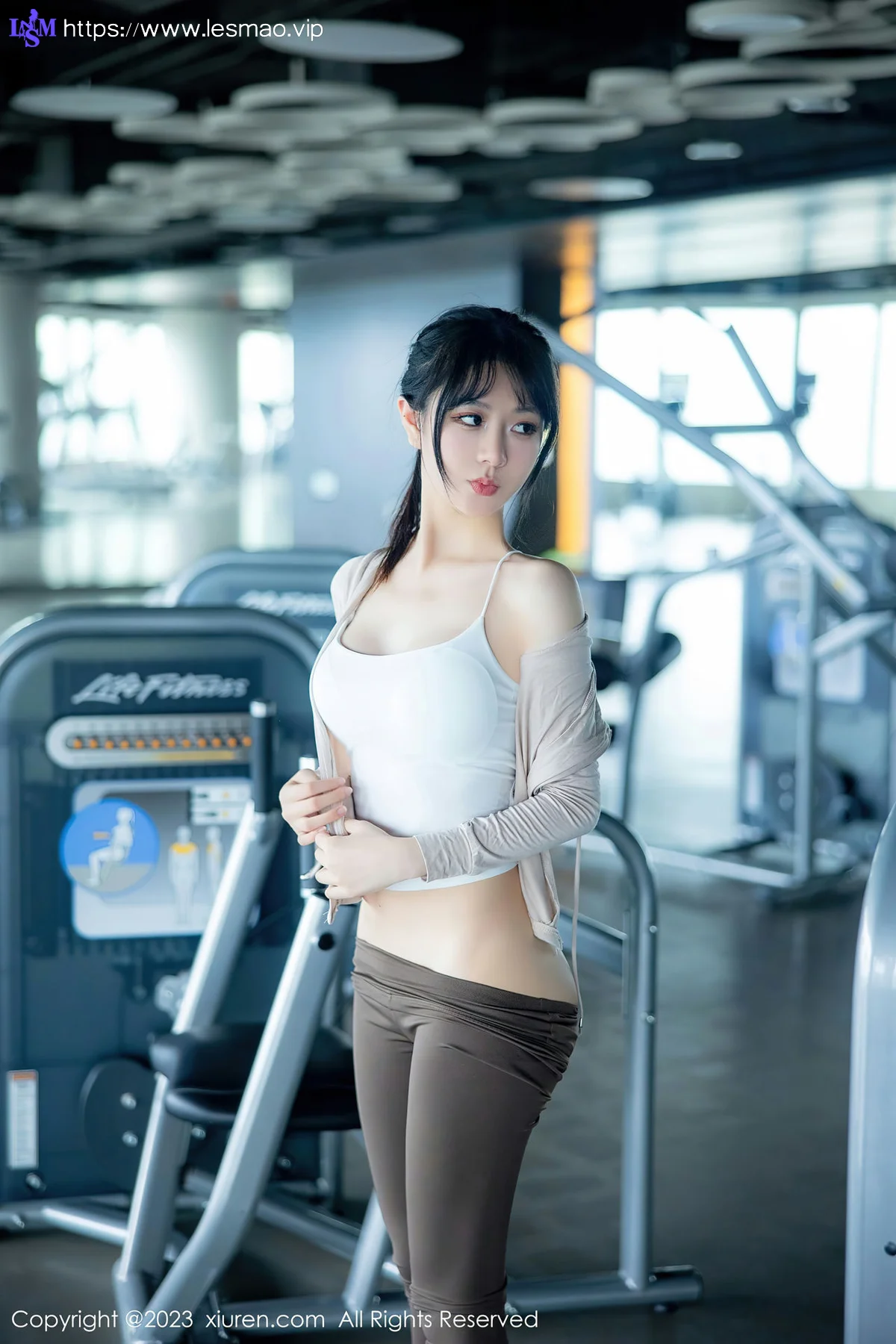 XiuRen 秀人 No.6683 幼幼 浅色运动服饰性感写真11 - 53