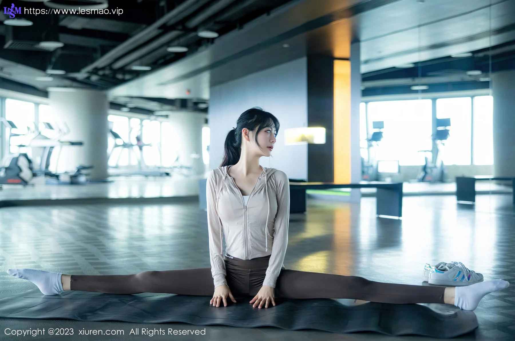 XiuRen 秀人 No.6683 幼幼 浅色运动服饰性感写真11 - 59