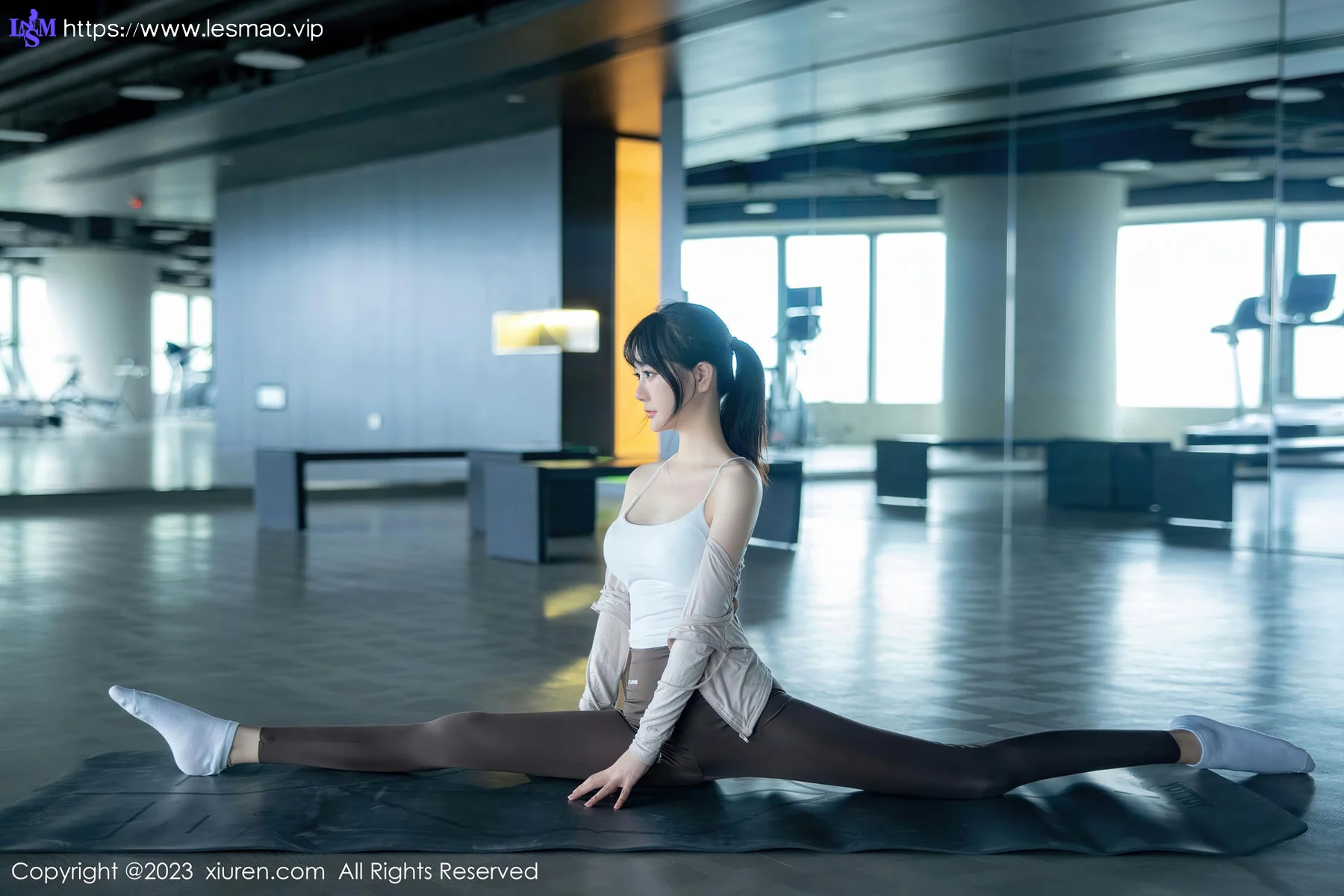 XiuRen 秀人 No.6683 幼幼 浅色运动服饰性感写真11 - 62