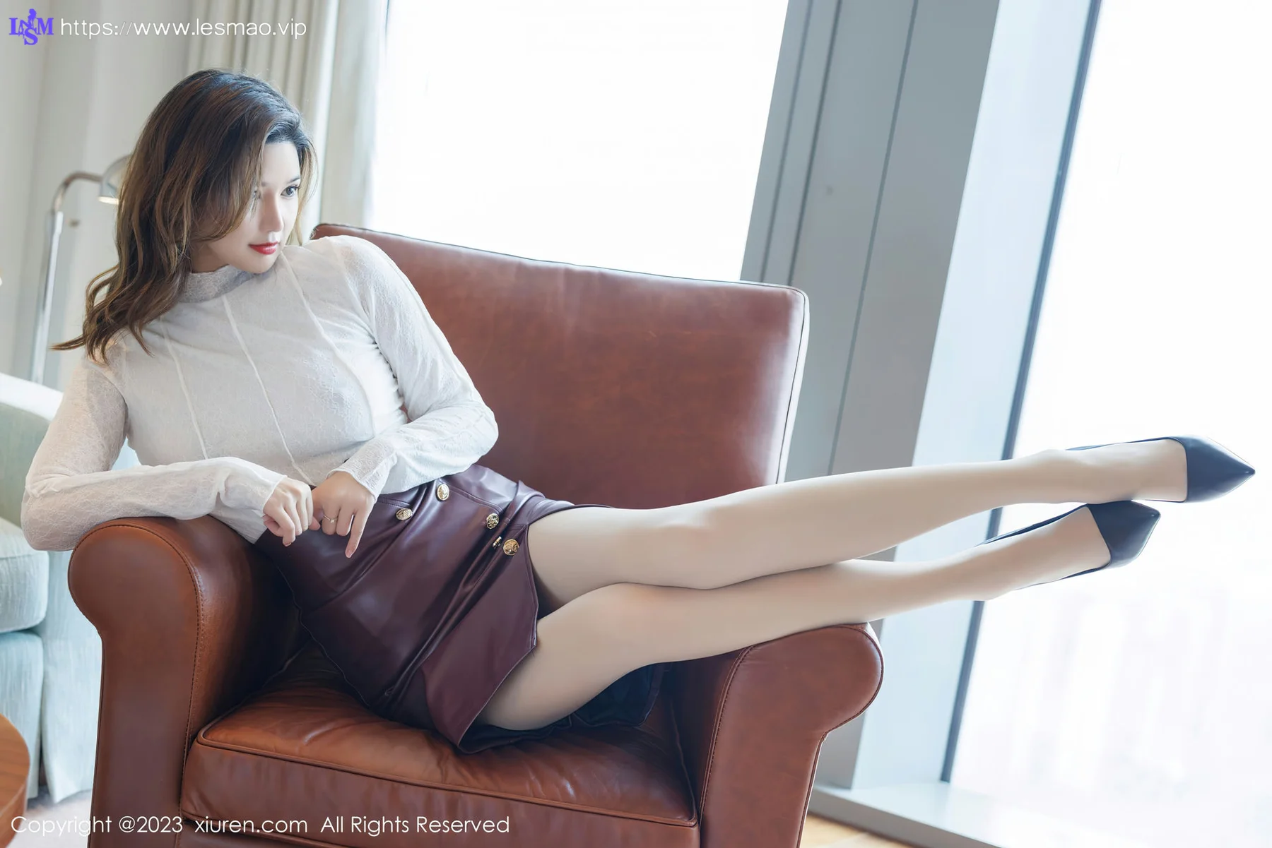 XiuRen 秀人 No.6693 杨可可coco 妩媚皮裙美女写真 - 18