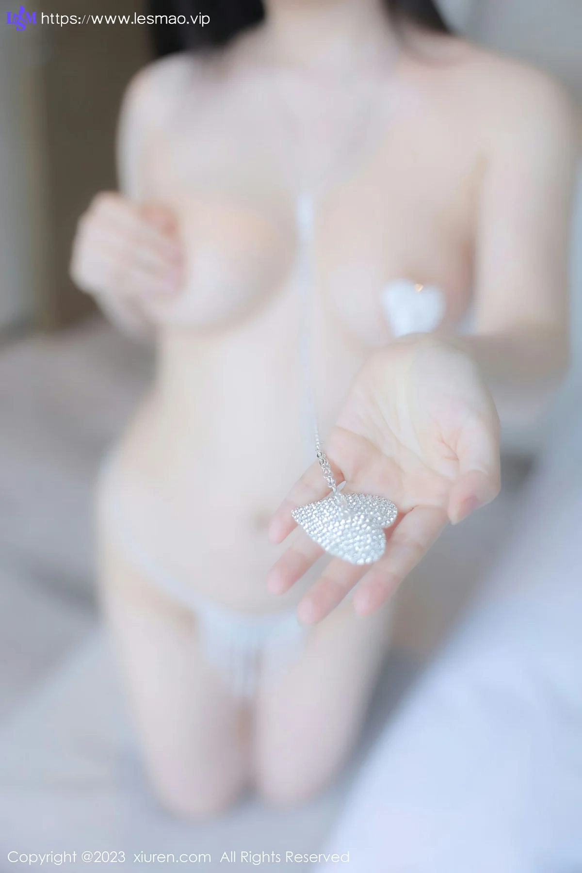 XiuRen 秀人 No.6726 豆瓣酱 银色血滴子装扮写真11 - 48