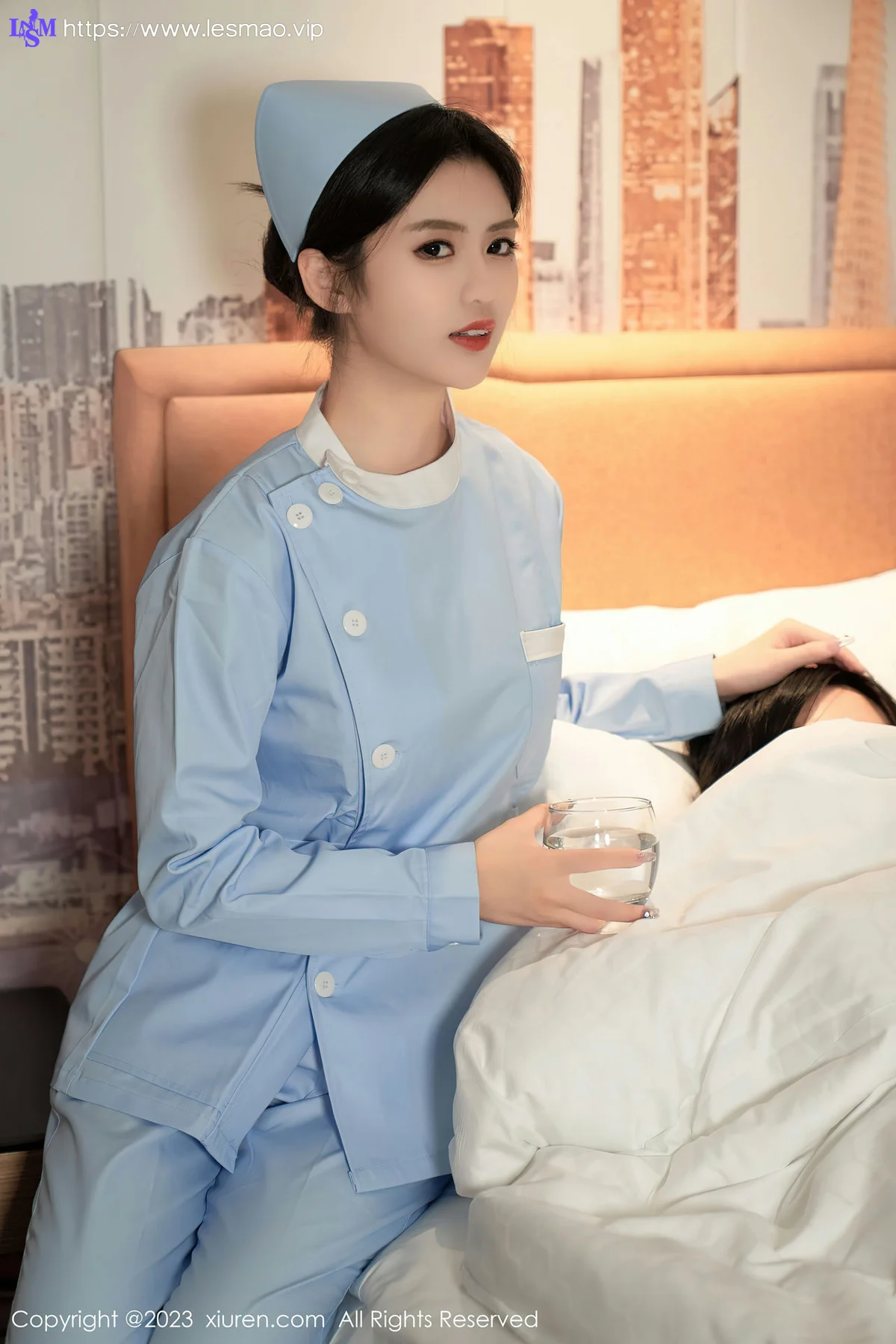 XiuRen 秀人 No.6745 浅浅Danny 蓝色护士服性感写真11 - 13