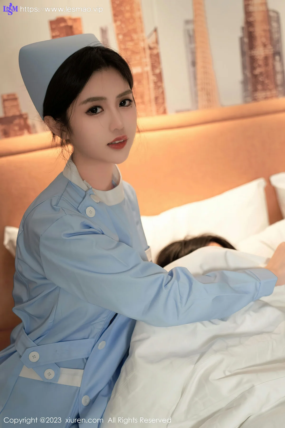 XiuRen 秀人 No.6745 浅浅Danny 蓝色护士服性感写真11 - 15