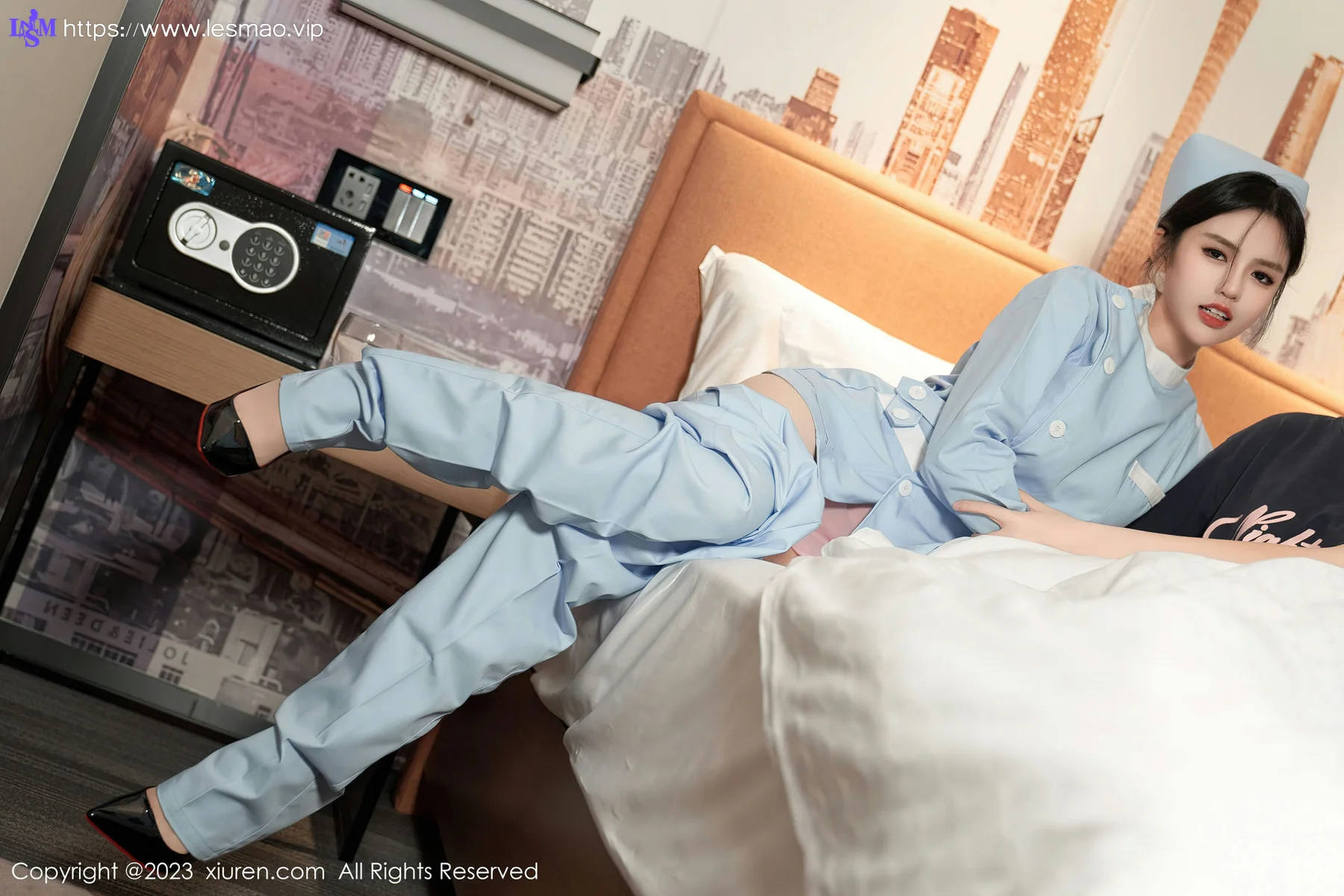XiuRen 秀人 No.6745 浅浅Danny 蓝色护士服性感写真11 - 22