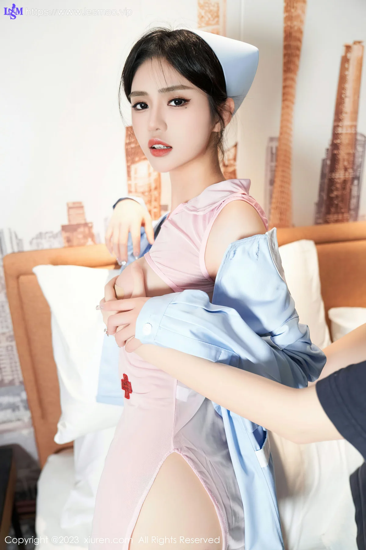 XiuRen 秀人 No.6745 浅浅Danny 蓝色护士服性感写真11 - 55