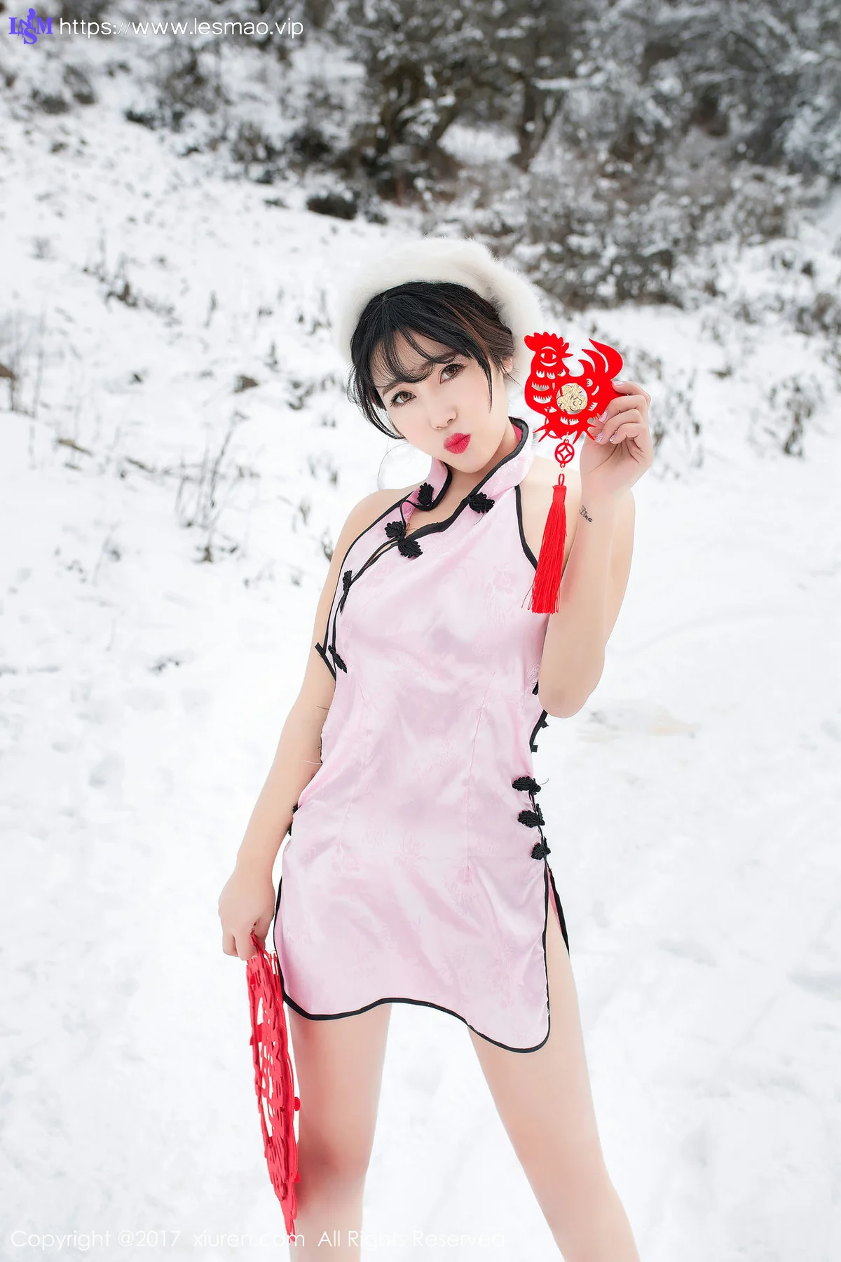 XiuRen 秀人 No.686 Modo 兜豆靓Youlina 户外新春 - 17