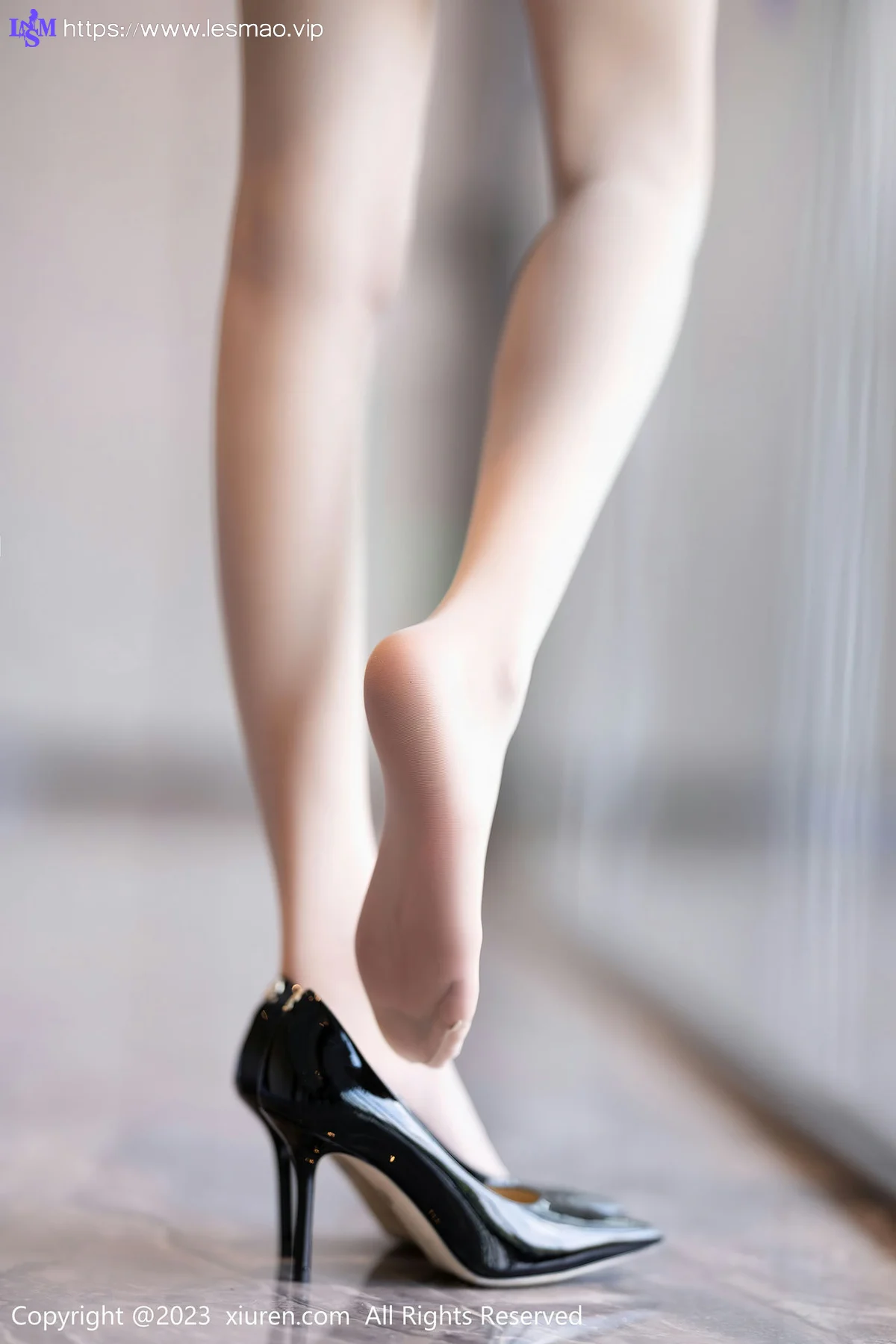 XiuRen 秀人 No.6882 程程程- 白色OL性感写真1 - 17