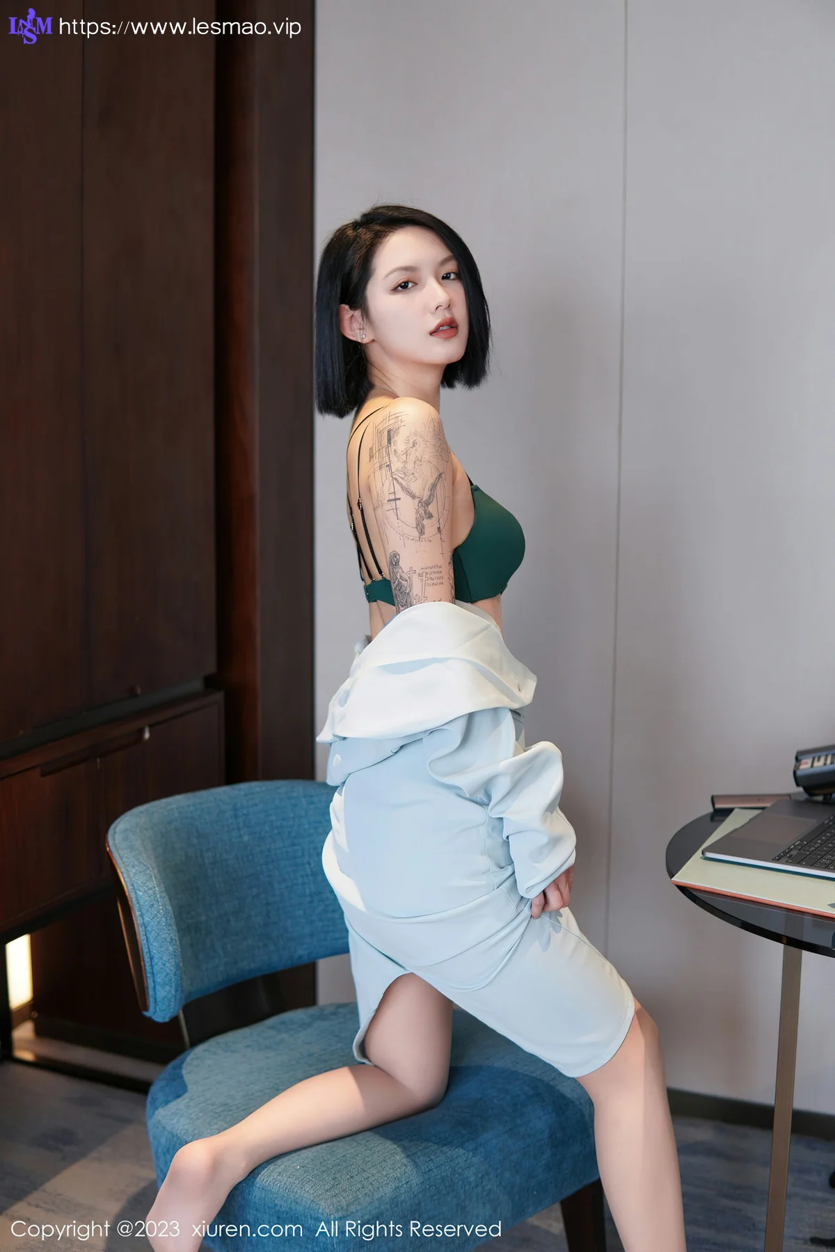XiuRen 秀人 No.6885 乔一一 诱人原色丝袜性感写真 - 29