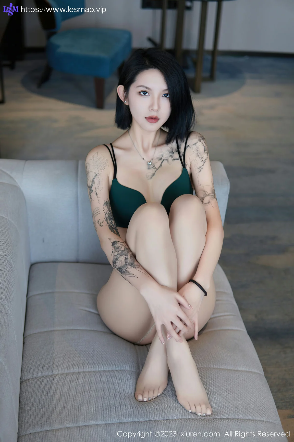 XiuRen 秀人 No.6885 乔一一 诱人原色丝袜性感写真 - 60