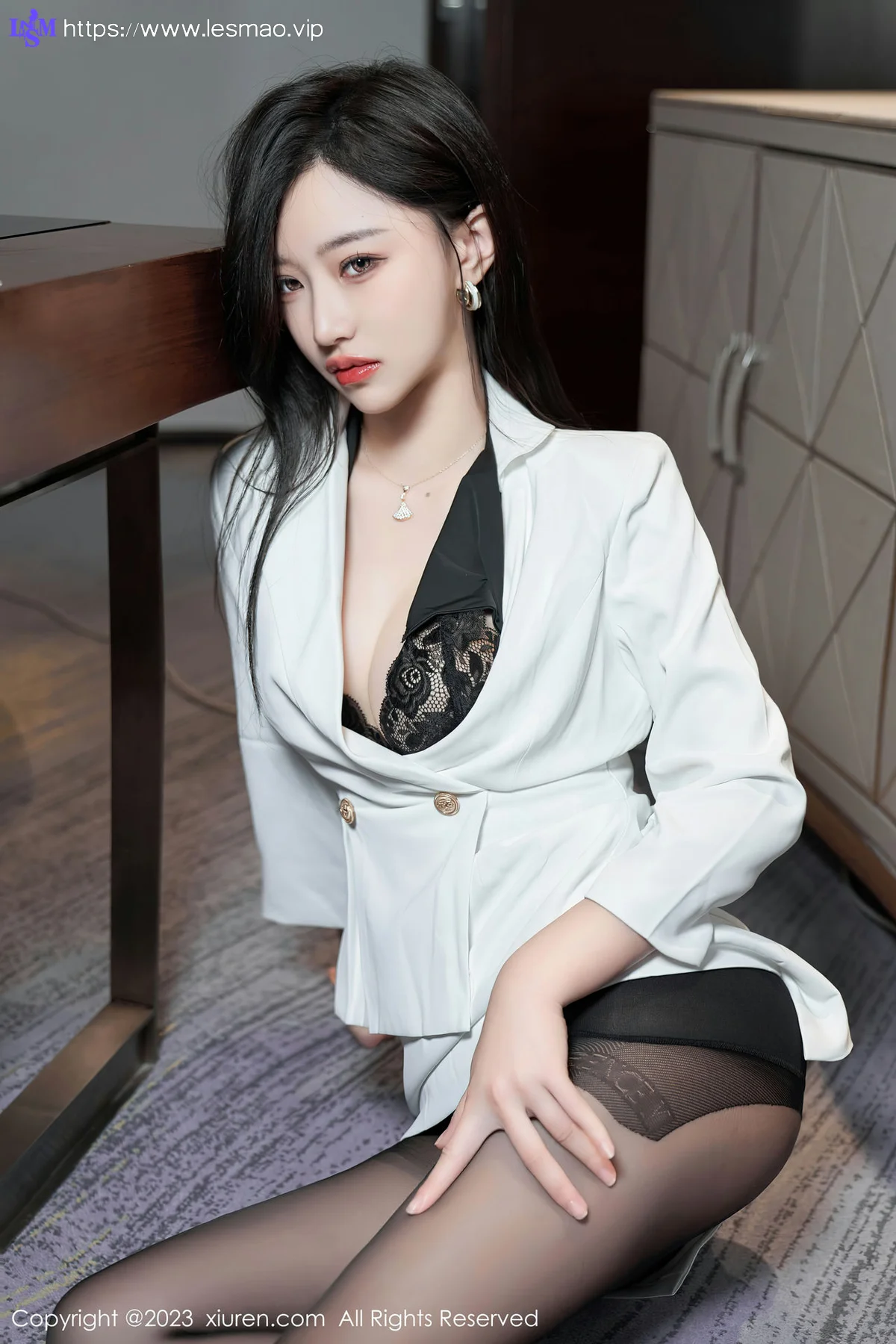 XiuRen 秀人 No.6900 妙可可Cheese 魅惑黑丝性感写真3 - 1