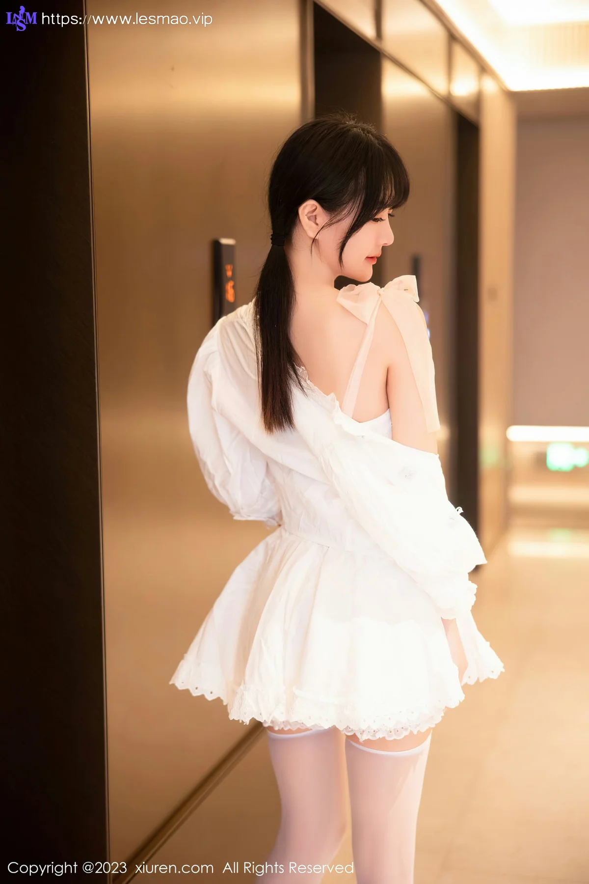 XiuRen 秀人 No.6933 幼幼 连衣短裙性感写真11 - 13