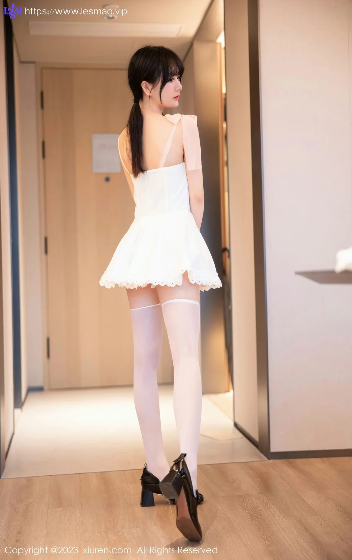 XiuRen 秀人 No.6933 幼幼 连衣短裙性感写真11 - 24