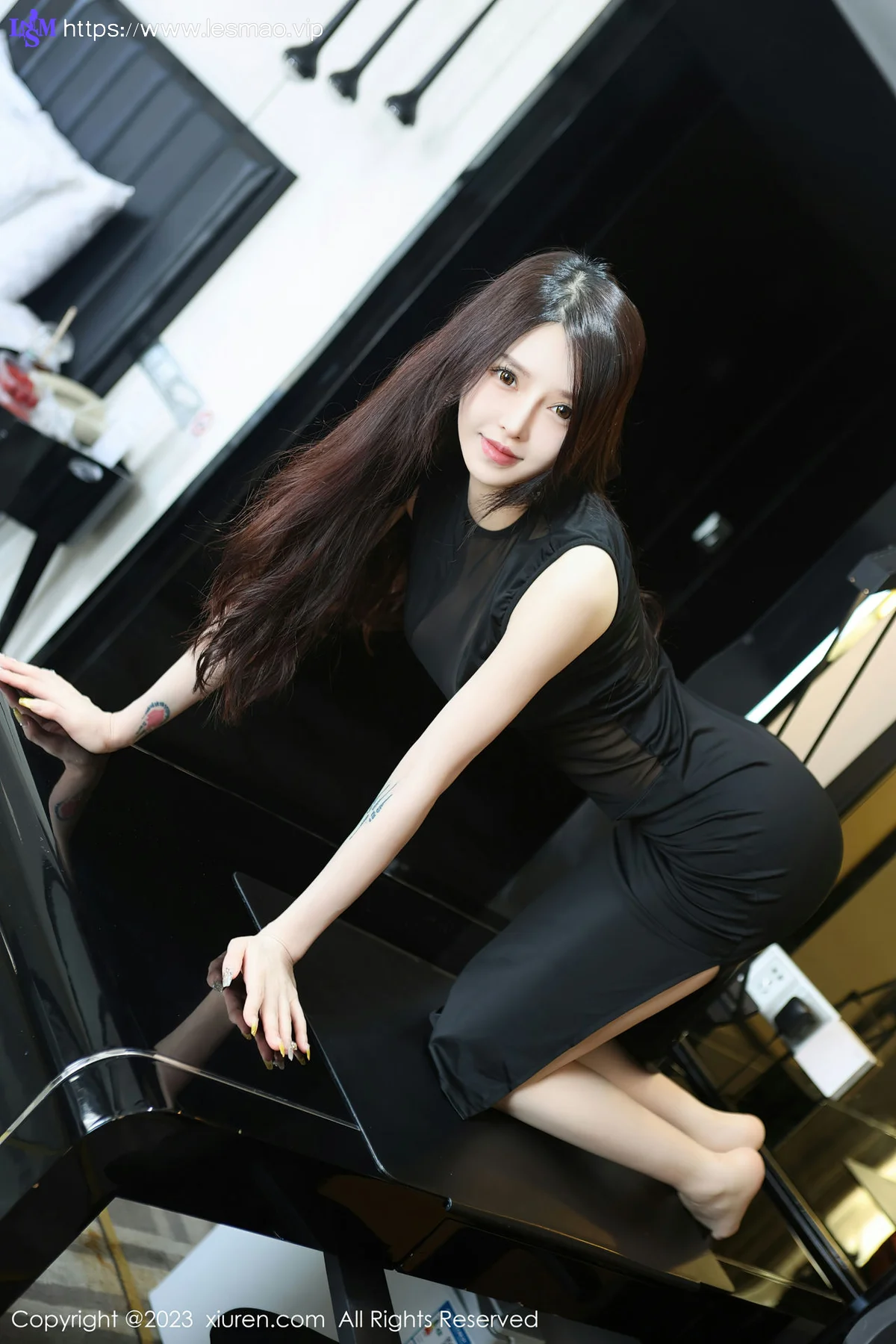 XiuRen 秀人 No.6937 玉兔miki 黑色薄纱连衣短裙性感写真3 - 15