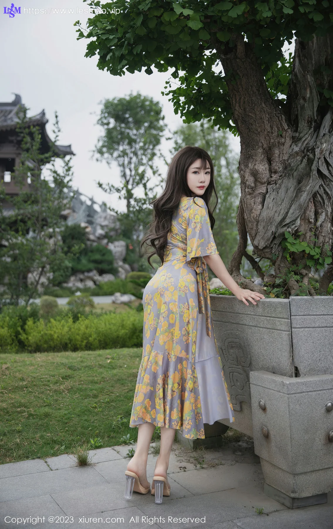 XiuRen 秀人 No.6949 严利娅Yuliya 黄灰色睡裙性感写真2 - 11