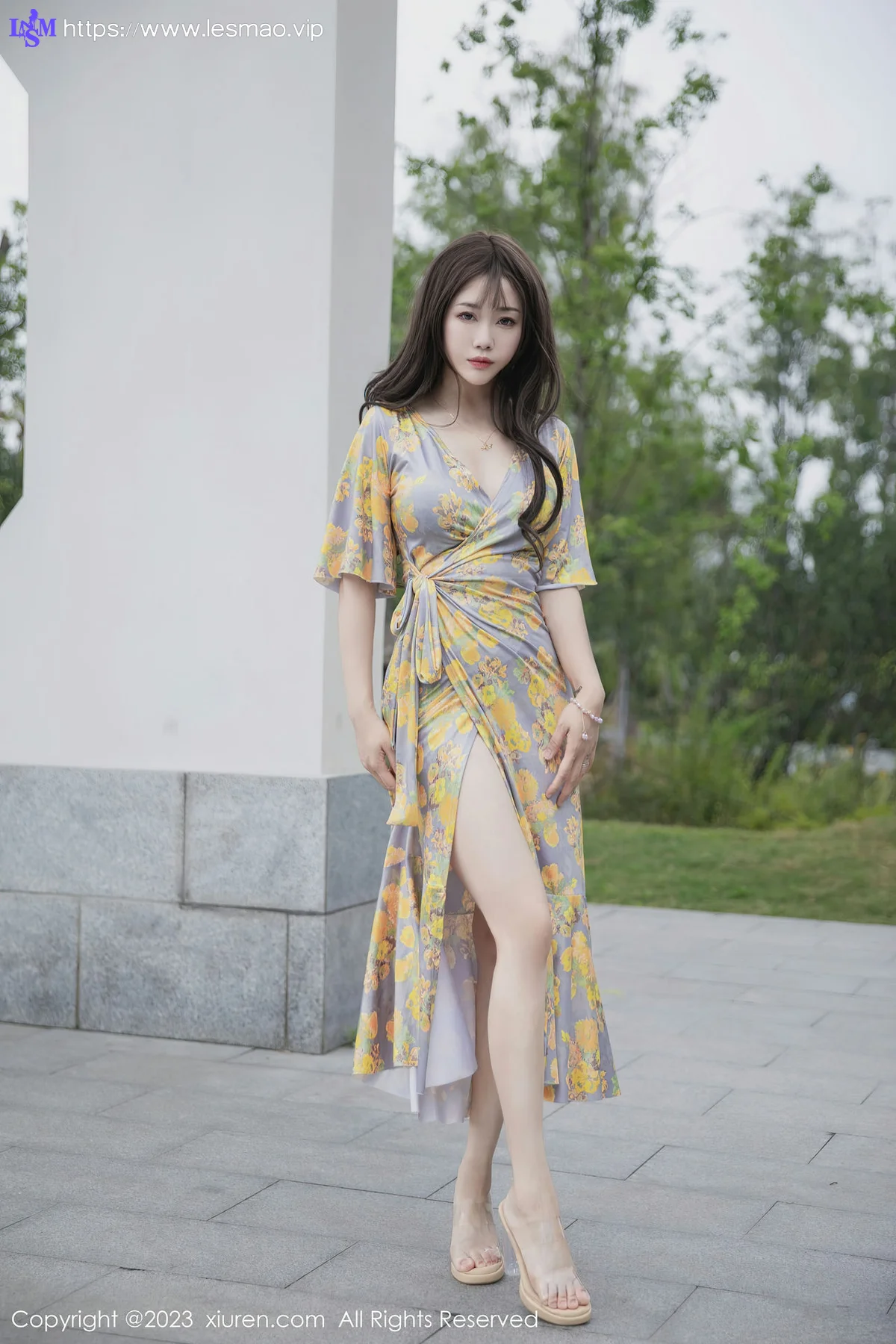 XiuRen 秀人 No.6949 严利娅Yuliya 黄灰色睡裙性感写真2 - 13