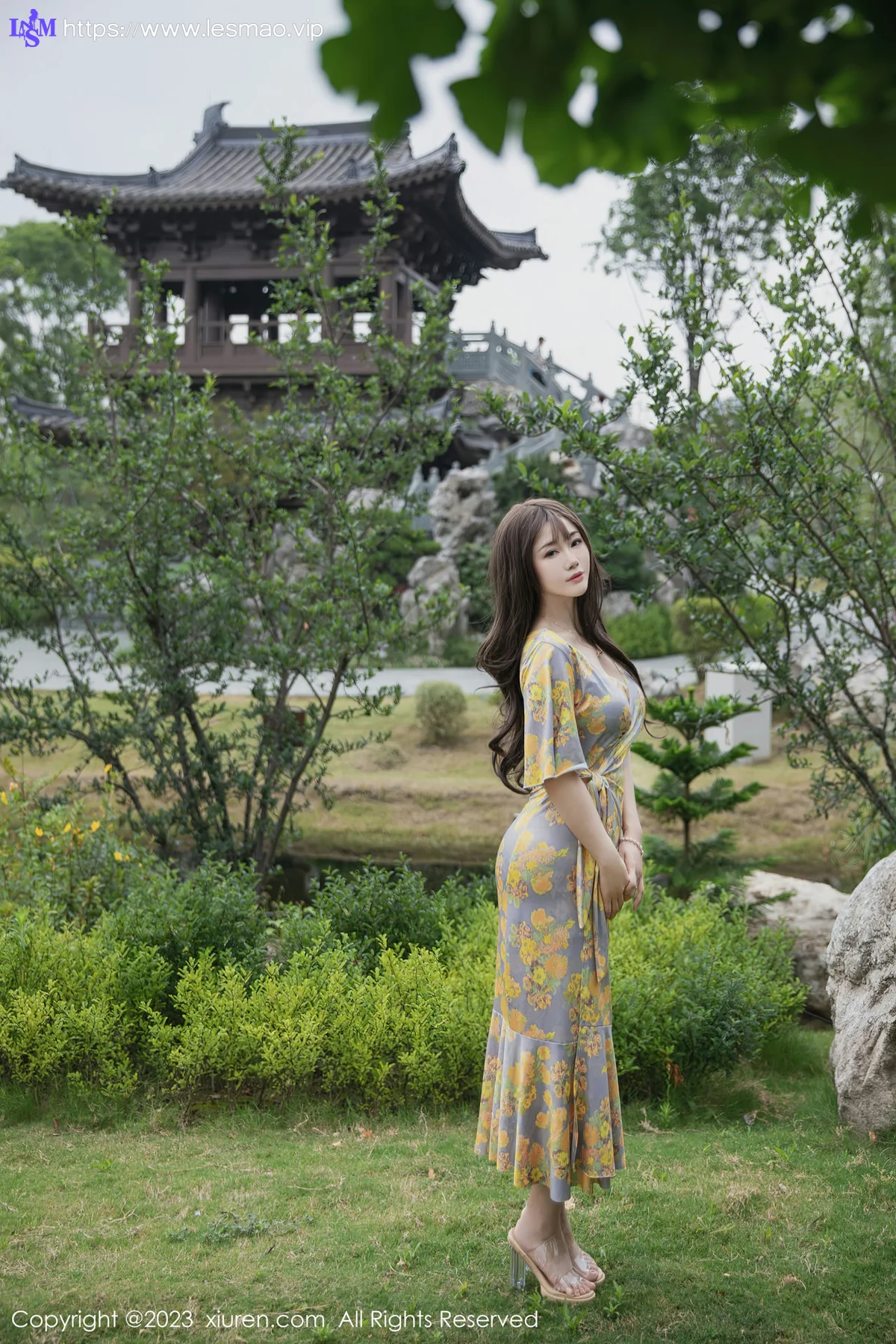 XiuRen 秀人 No.6949 严利娅Yuliya 黄灰色睡裙性感写真2 - 20