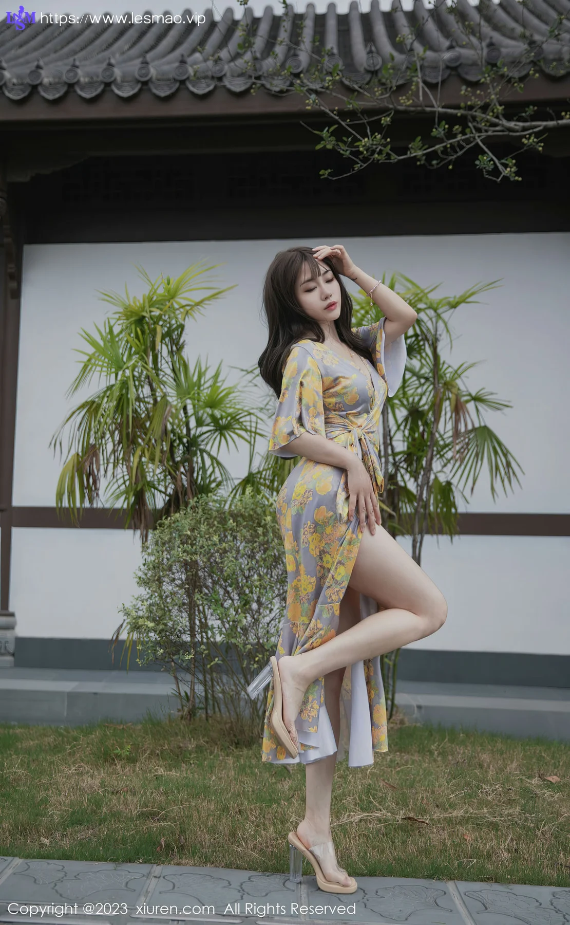 XiuRen 秀人 No.6949 严利娅Yuliya 黄灰色睡裙性感写真2 - 27