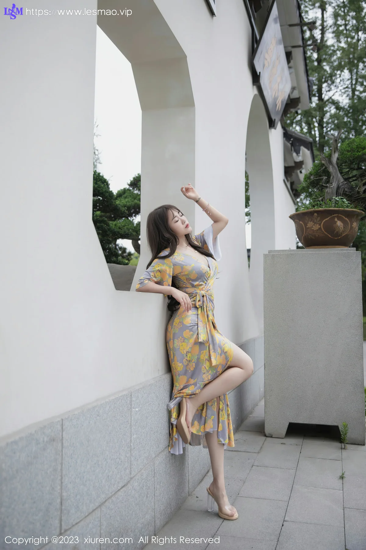 XiuRen 秀人 No.6949 严利娅Yuliya 黄灰色睡裙性感写真2 - 30