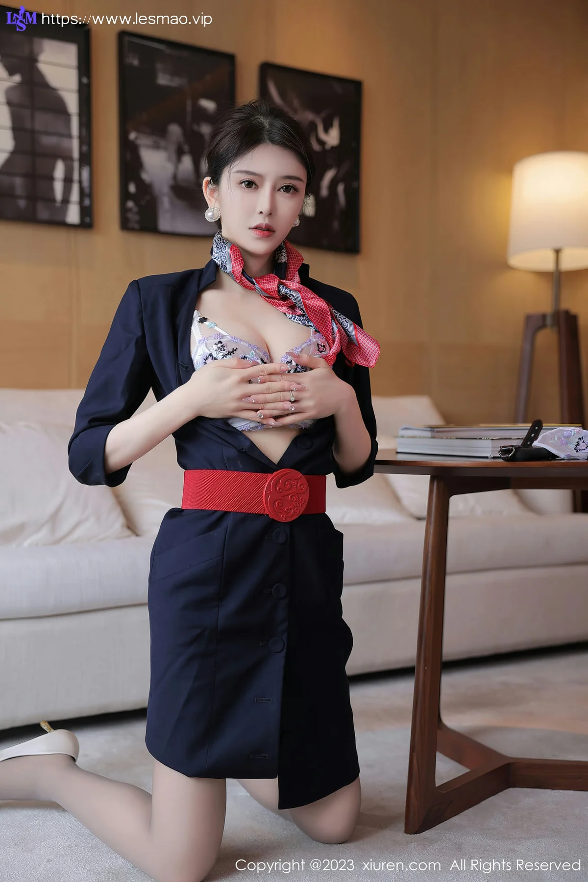 XiuRen 秀人 No.6966 玉兔miki 空姐制服性感写真33 - 23