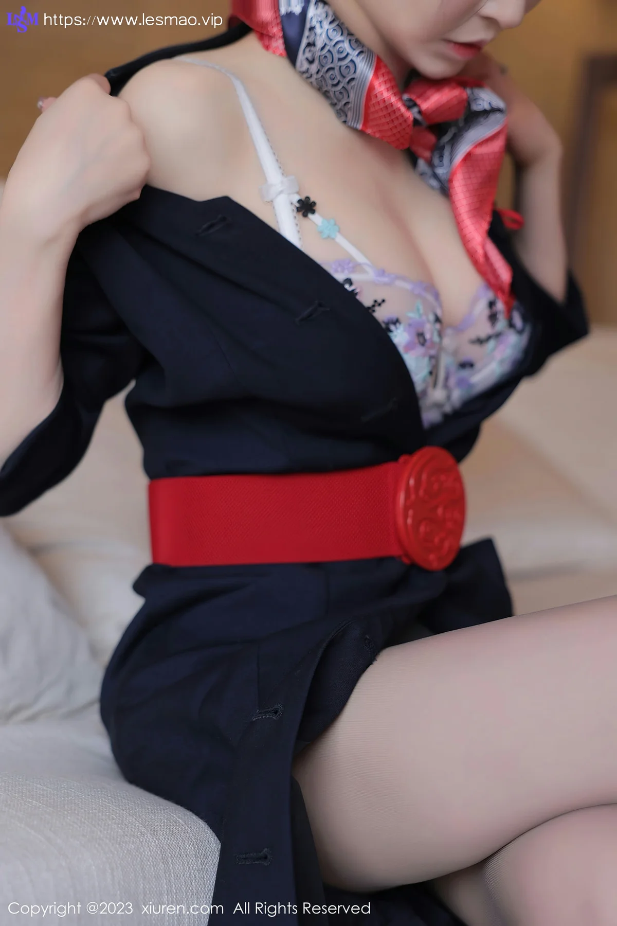 XiuRen 秀人 No.6966 玉兔miki 空姐制服性感写真33 - 25