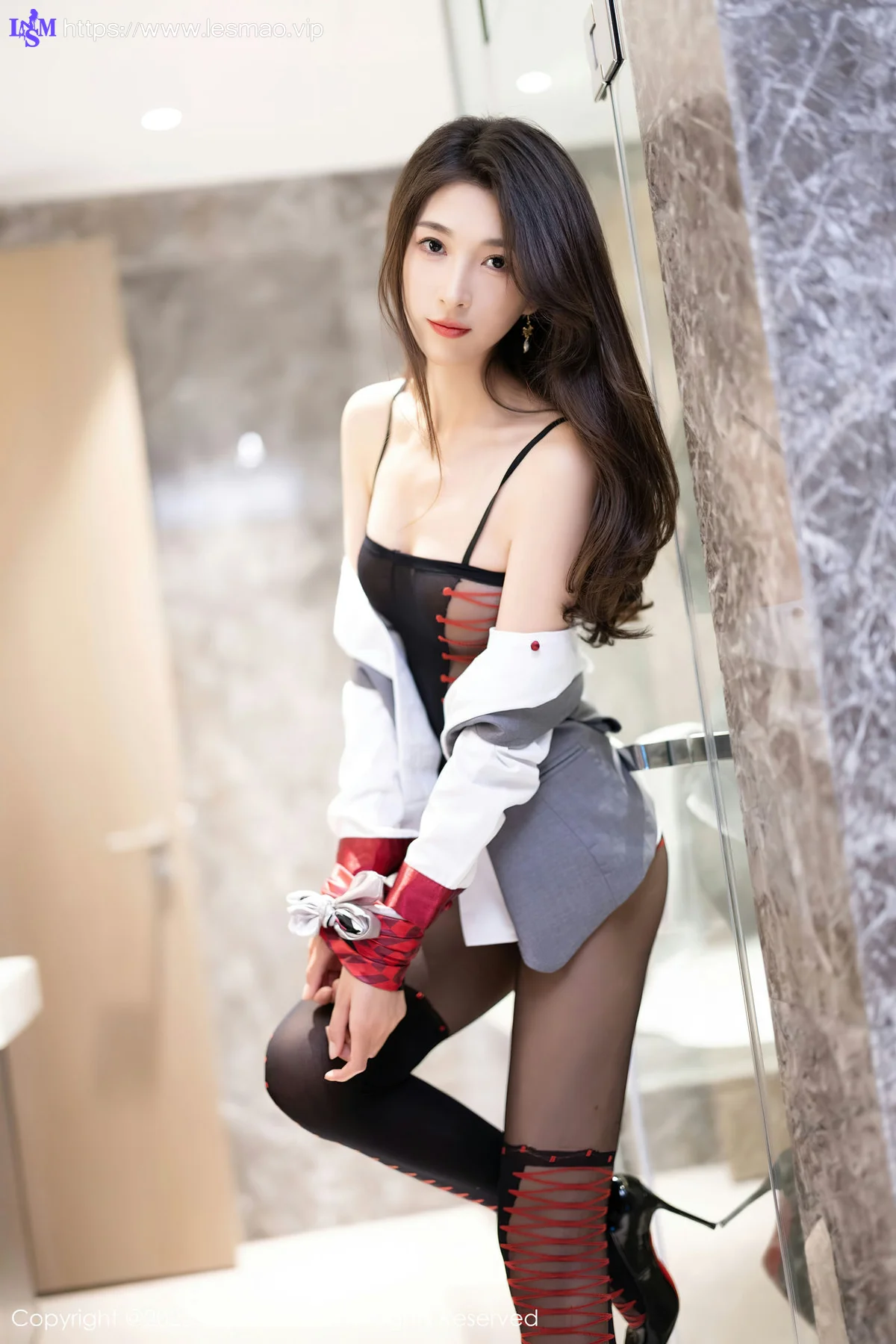 XiuRen 秀人 No.6967 林乐一 轻透连体衣性感写真33 - 54