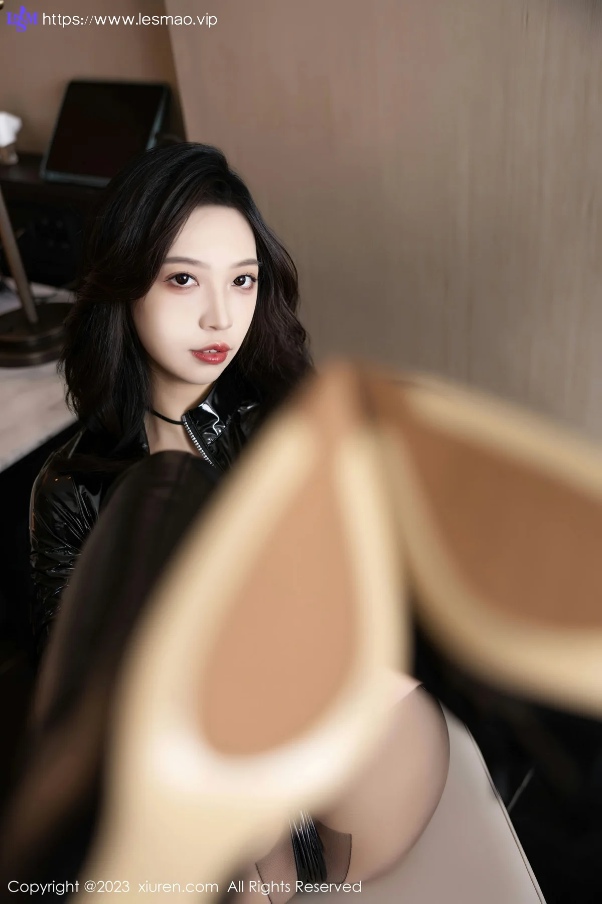 XiuRen 秀人 No.6988 郑颖姗Bev 黑色皮质服饰性感写真33 - 17