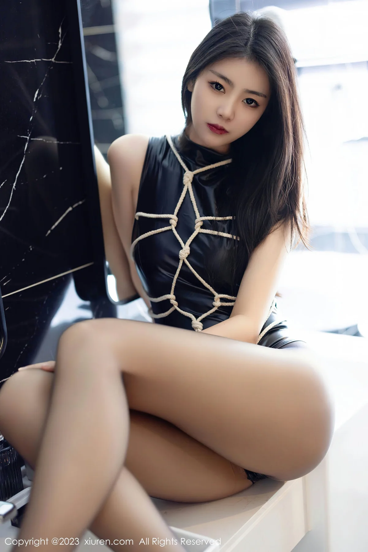 XiuRen 秀人 No.6990 可樂Vicky 捆绑黑色高开叉性感写真3 - 27