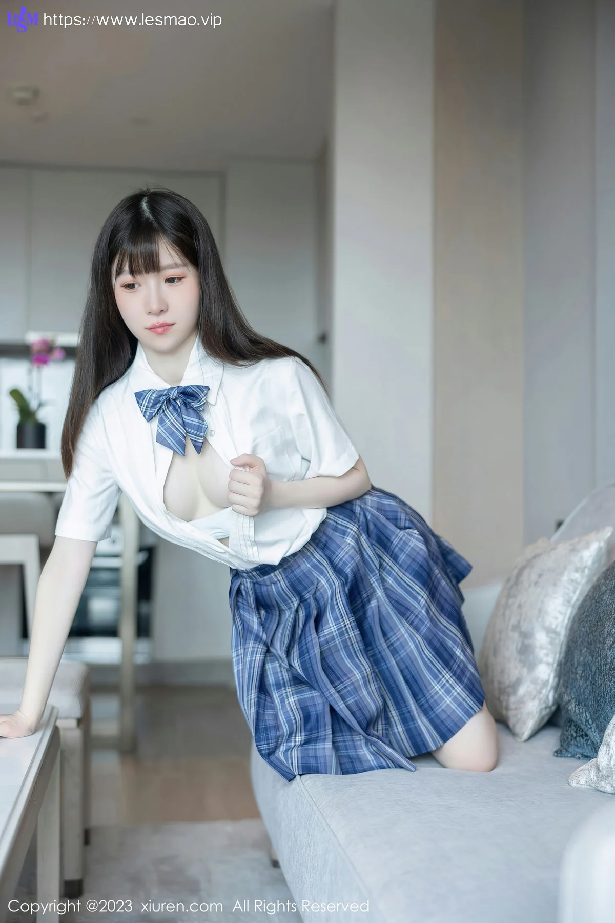XiuRen 秀人 No.6993 林悠悠 jk短裙首套写真111 - 32