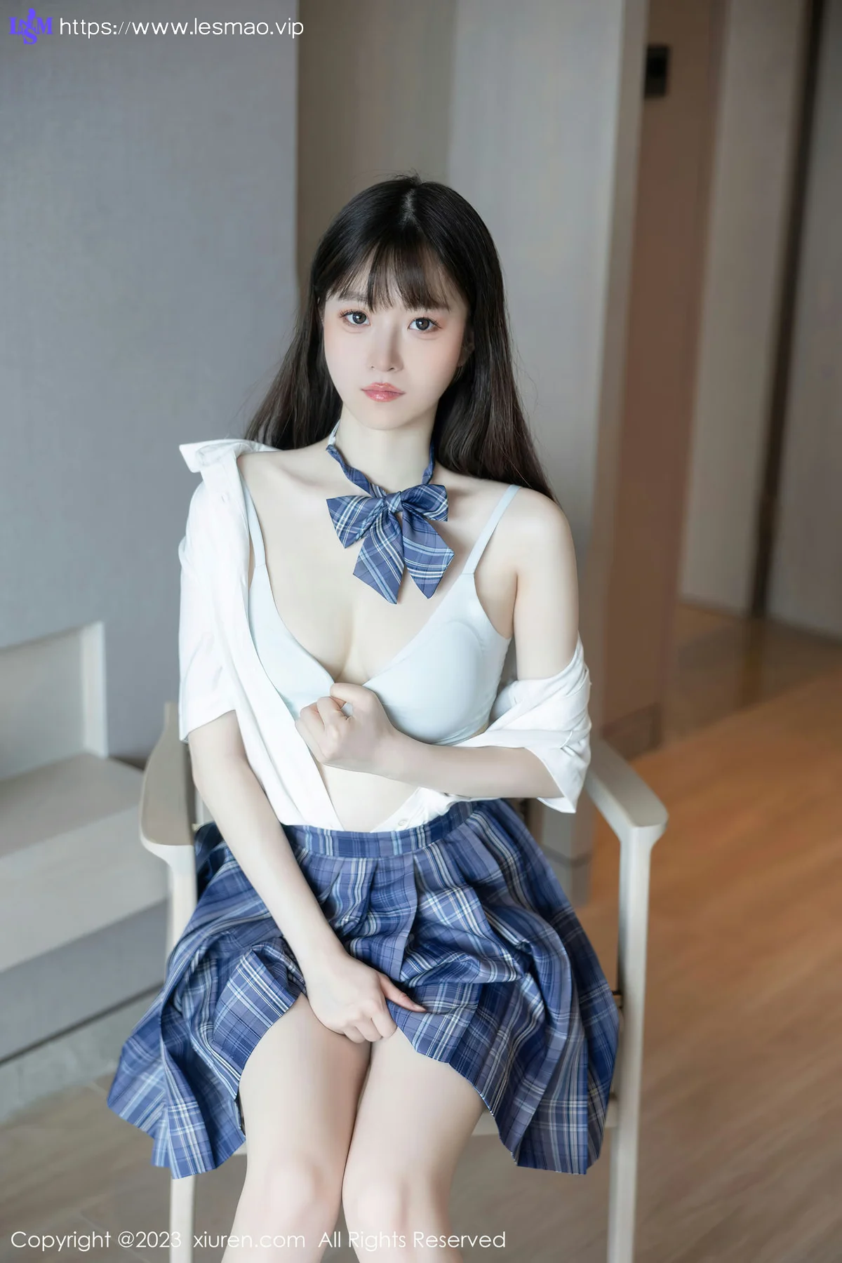 XiuRen 秀人 No.6993 林悠悠 jk短裙首套写真111 - 52