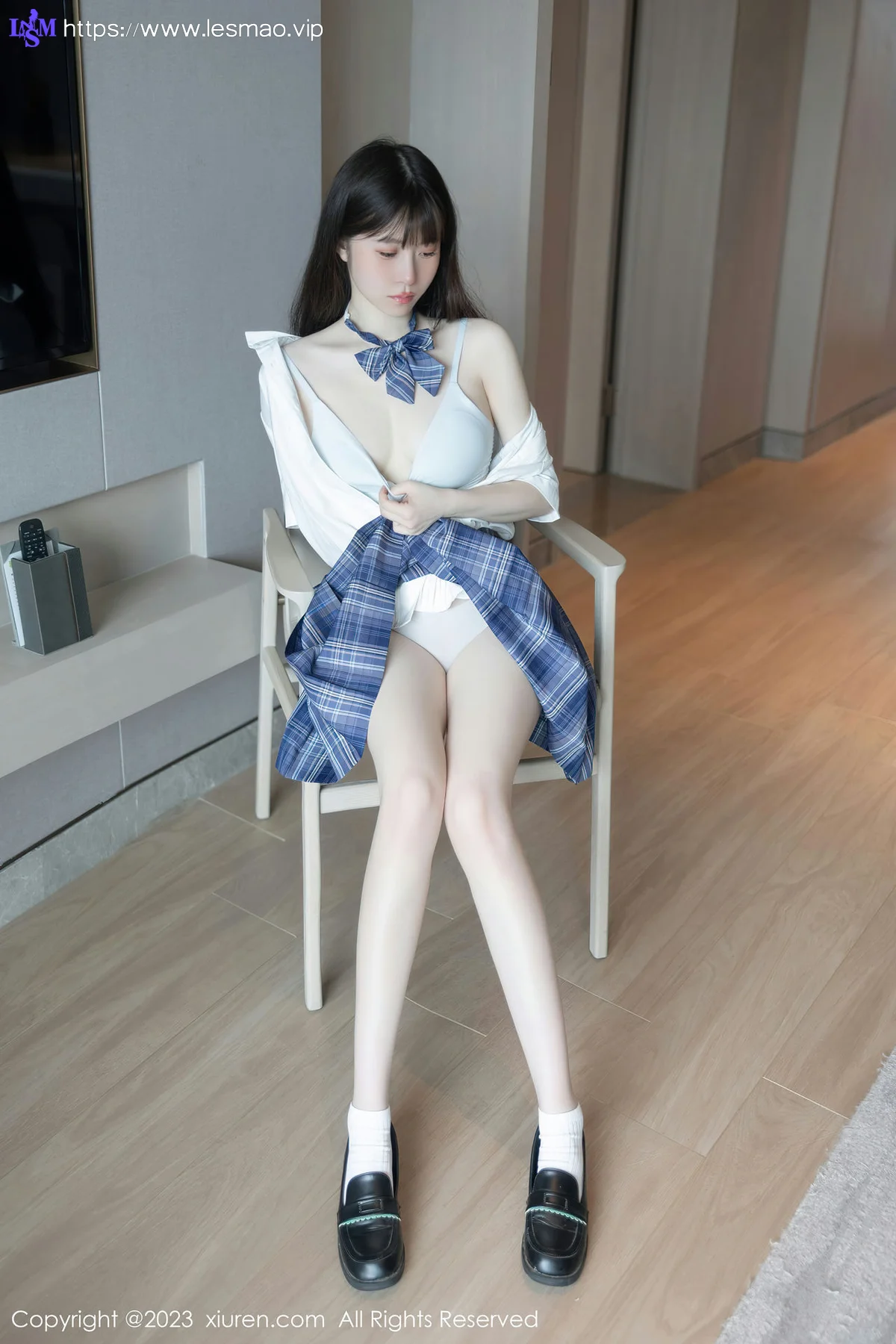 XiuRen 秀人 No.6993 林悠悠 jk短裙首套写真111 - 53