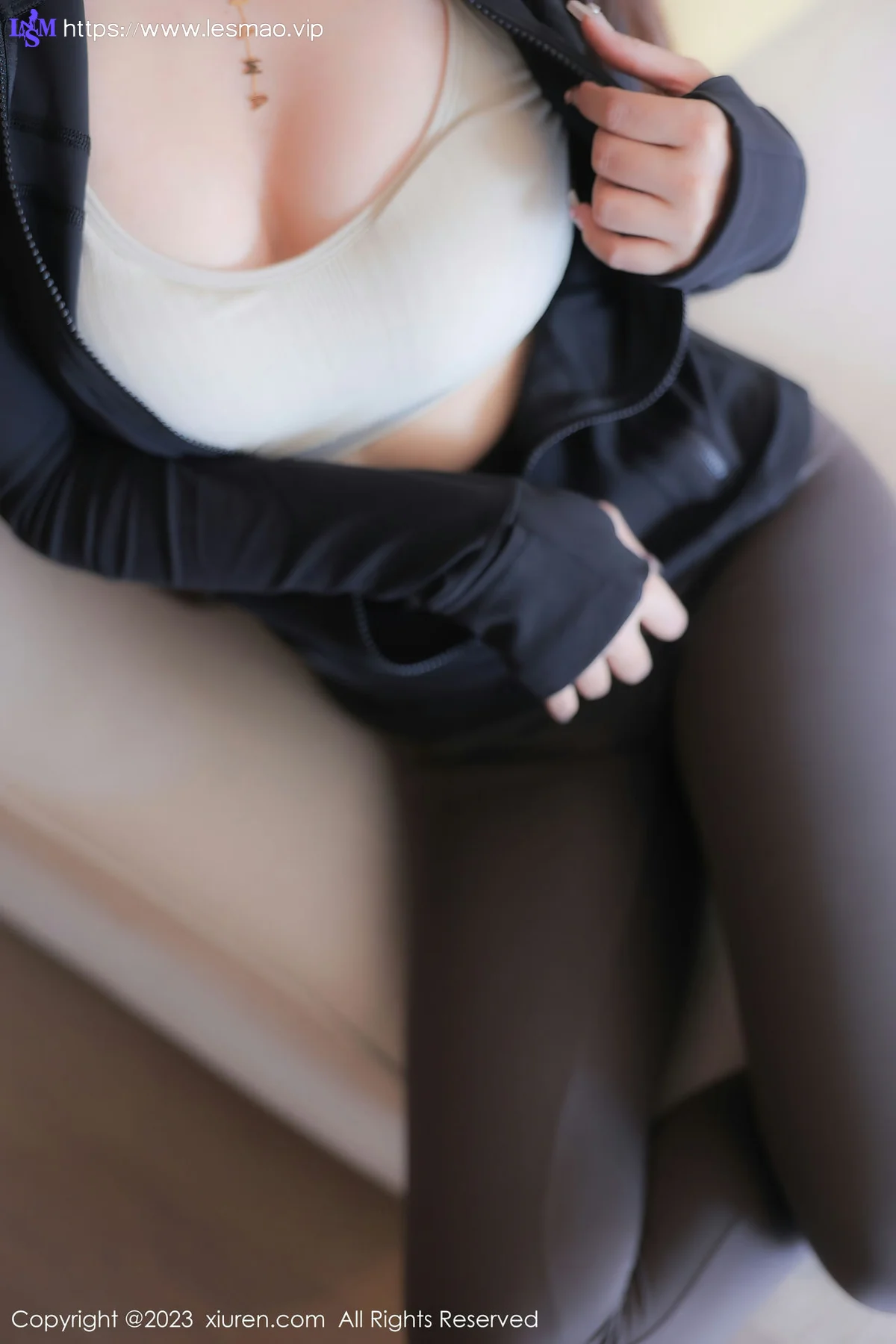 XiuRen 秀人 No.7001 汐汐baby 运动裤性感写真1 - 25