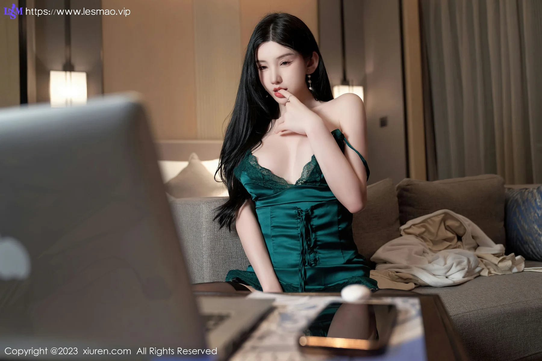 XiuRen 秀人 No.7009 周于希Sally 主题《和你的视频夜》心愿旅拍111 - 39