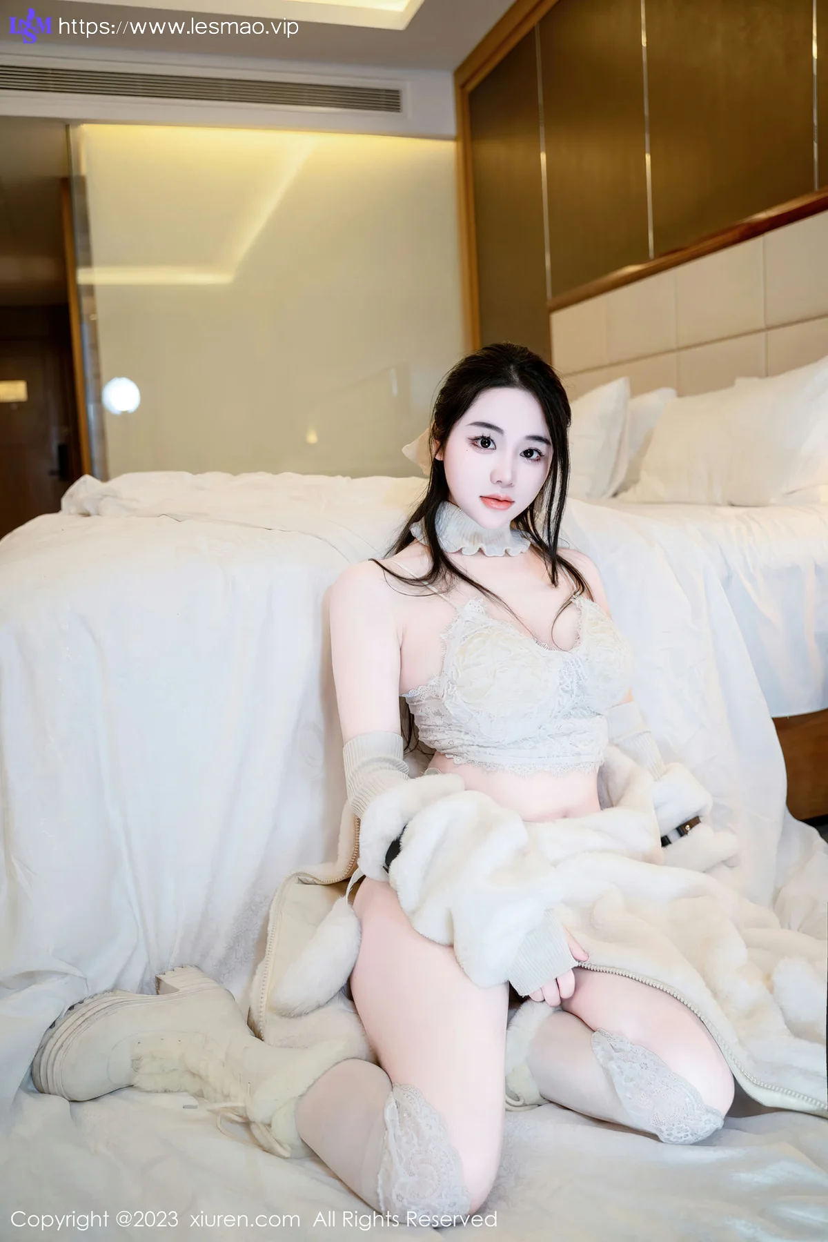 XiuRen 秀人 No.7018 汐汐爱吃草莓 邻家女孩性感写真 - 27