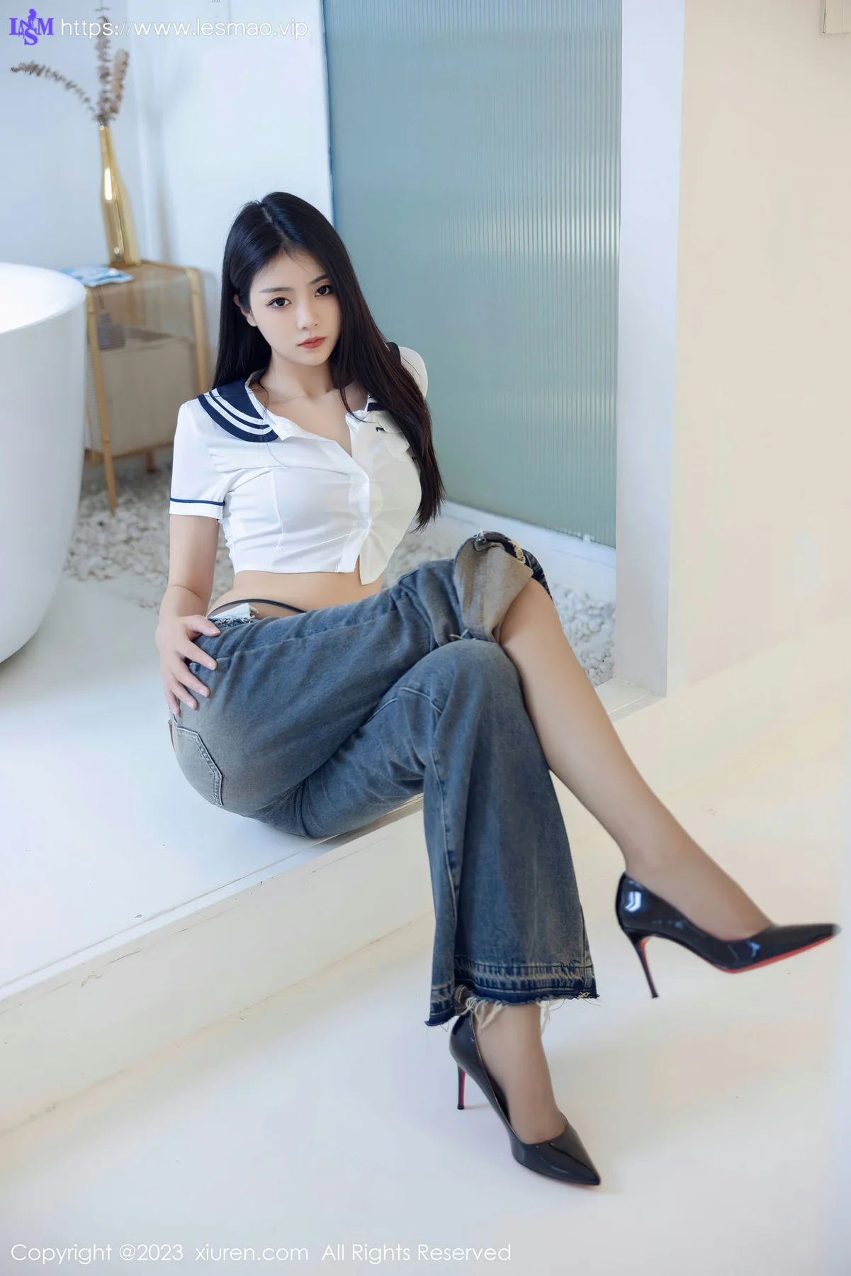 XiuRen 秀人 No.7027 可樂Vicky 魅惑黑丝性感写真3 - 16