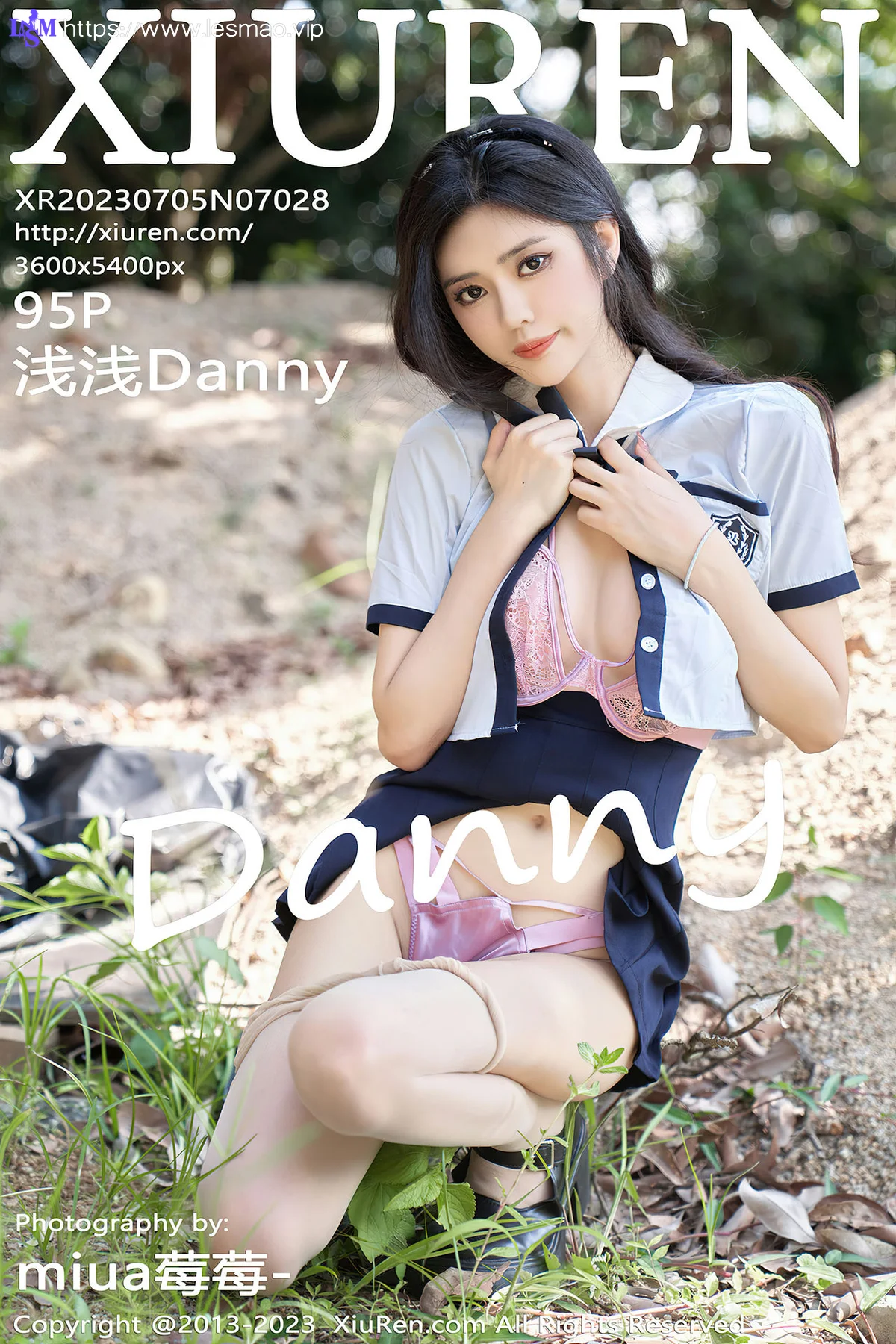 XiuRen 秀人 No.7028 浅浅Danny 性感Jk户外写真11 - 96
