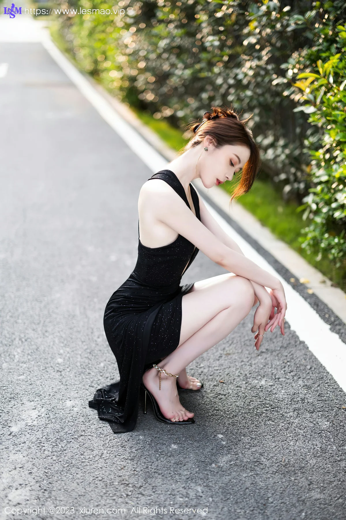 XiuRen 秀人 No.7031 梦心玥 黑色连衣长裙性感写真3 - 16