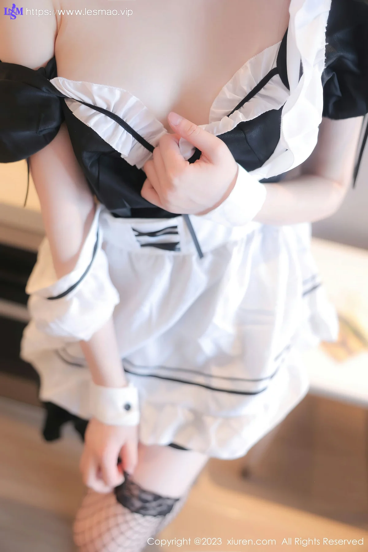 XiuRen 秀人 No.7034 林悠悠 黑色女仆性感写真 - 27