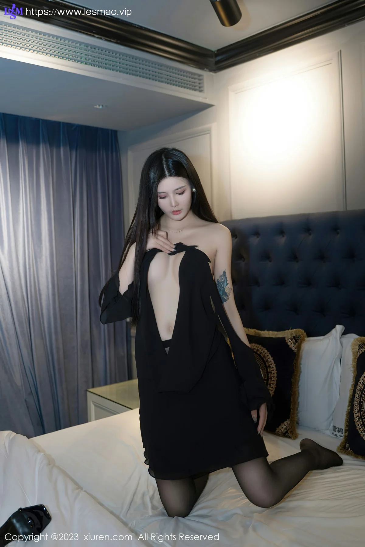 XiuRen 秀人 No.7050 桐桐 剔透雪峰性感写真 - 54