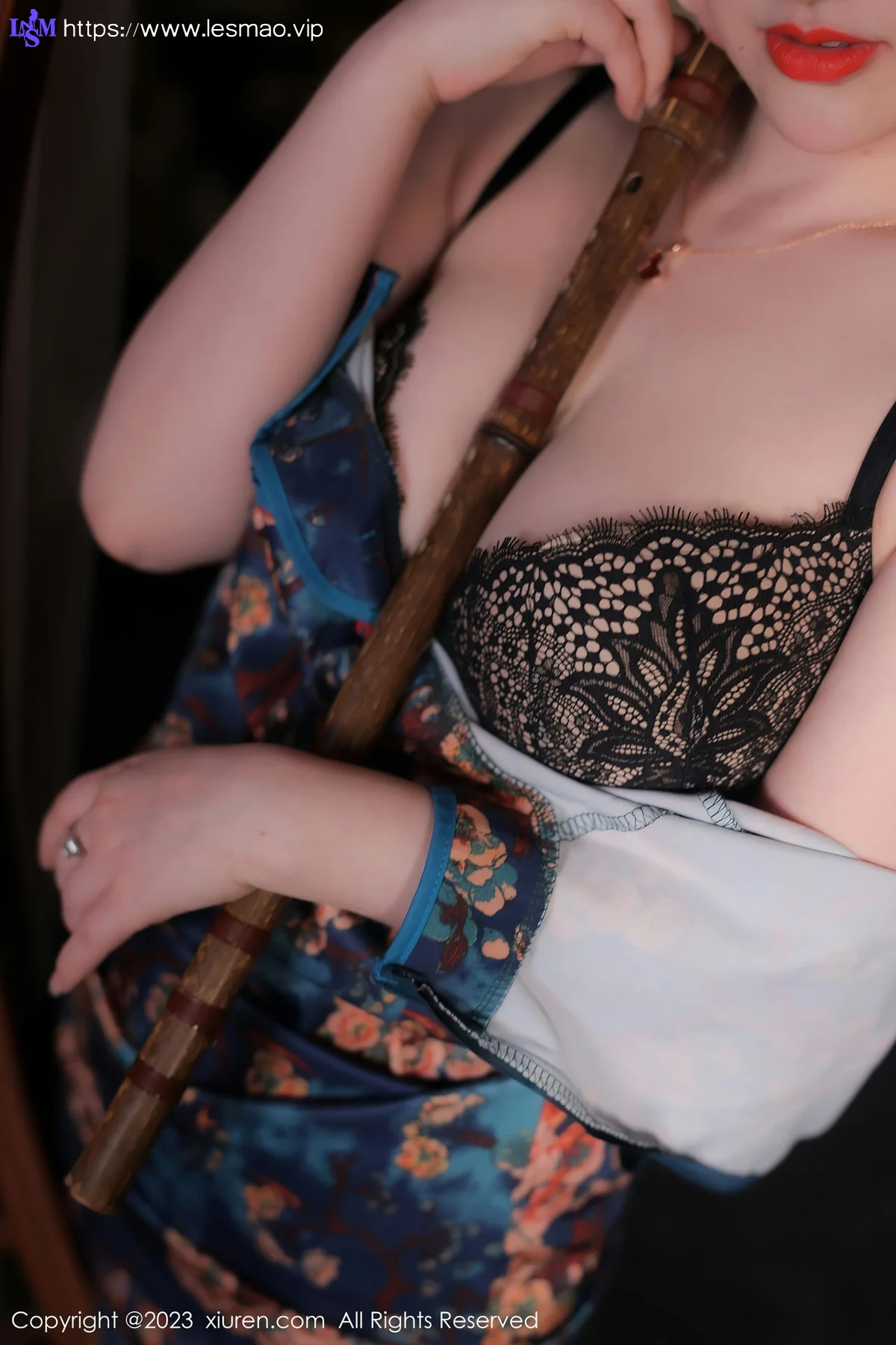 XiuRen 秀人 No.7051 诗诗kiki 蓝色图纹旗袍性感写真1 - 34