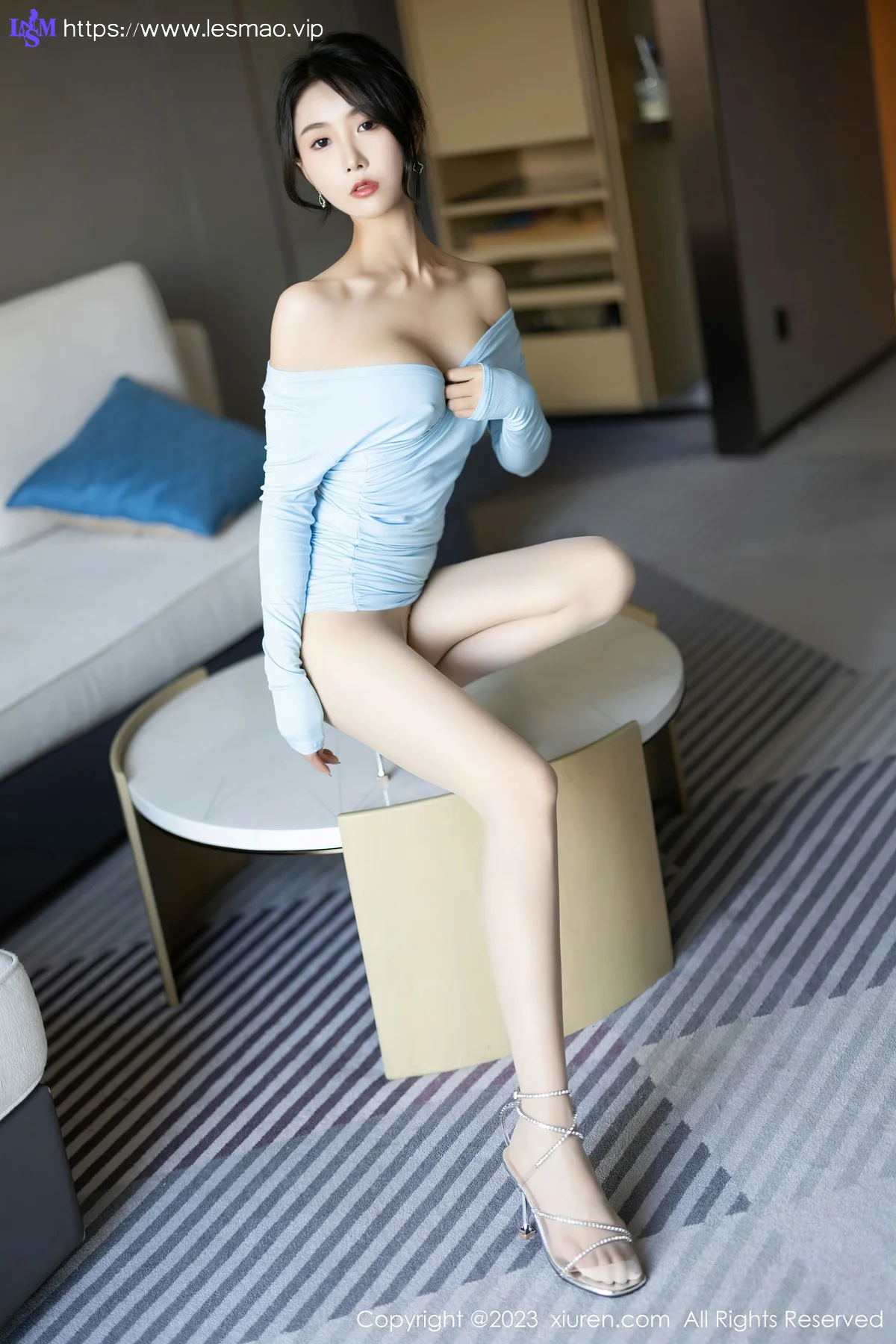 XiuRen 秀人 No.7053 苏苏阿 白色高开叉性感写真22 - 30
