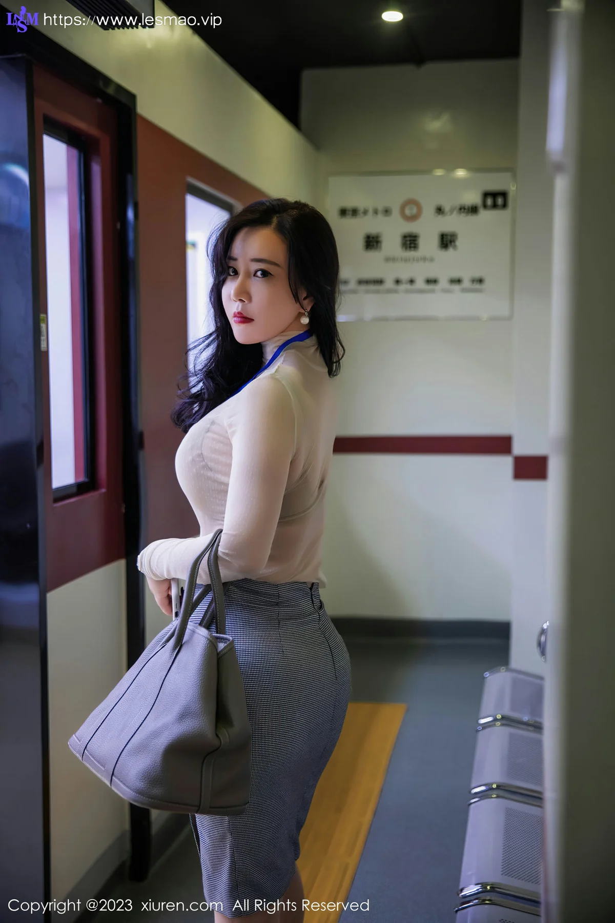 XiuRen 秀人 No.7054 王婉悠Queen 杏色内衣性感写真11 - 12