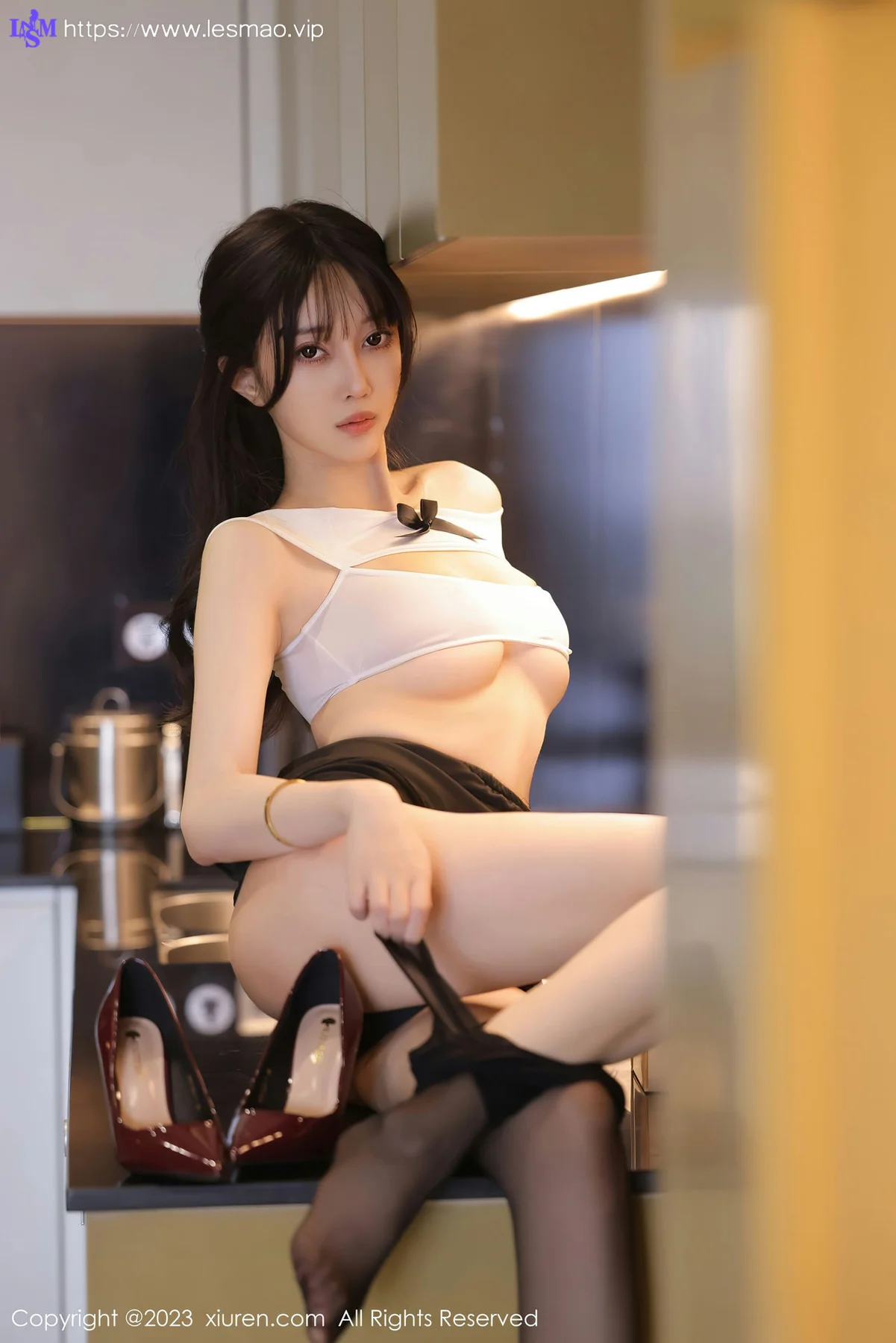 XiuRen 秀人 No.7060 玥儿玥er 魅惑黑丝性感写真33 - 49