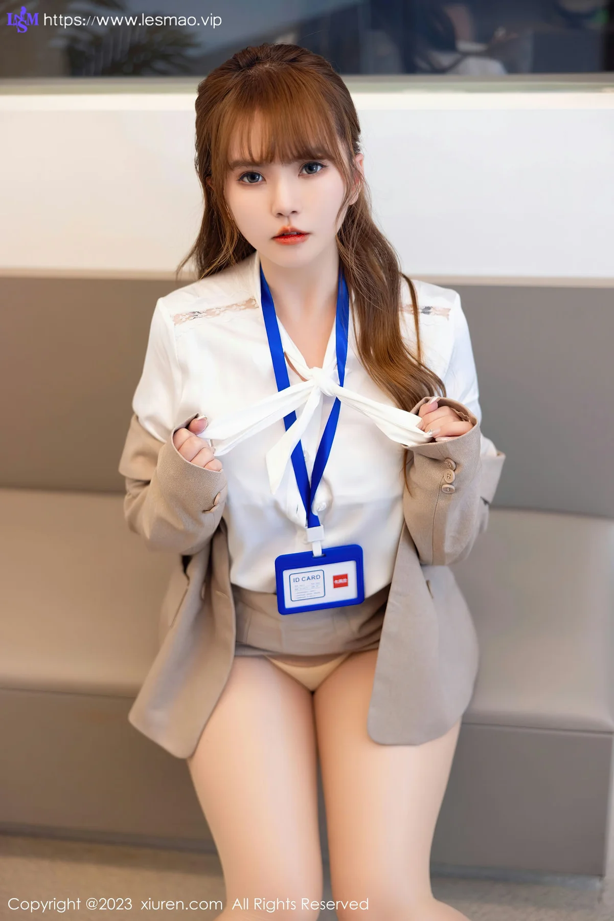 XiuRen 秀人 No.7073 张思允Nice Ol职业装性感写真3 - 17