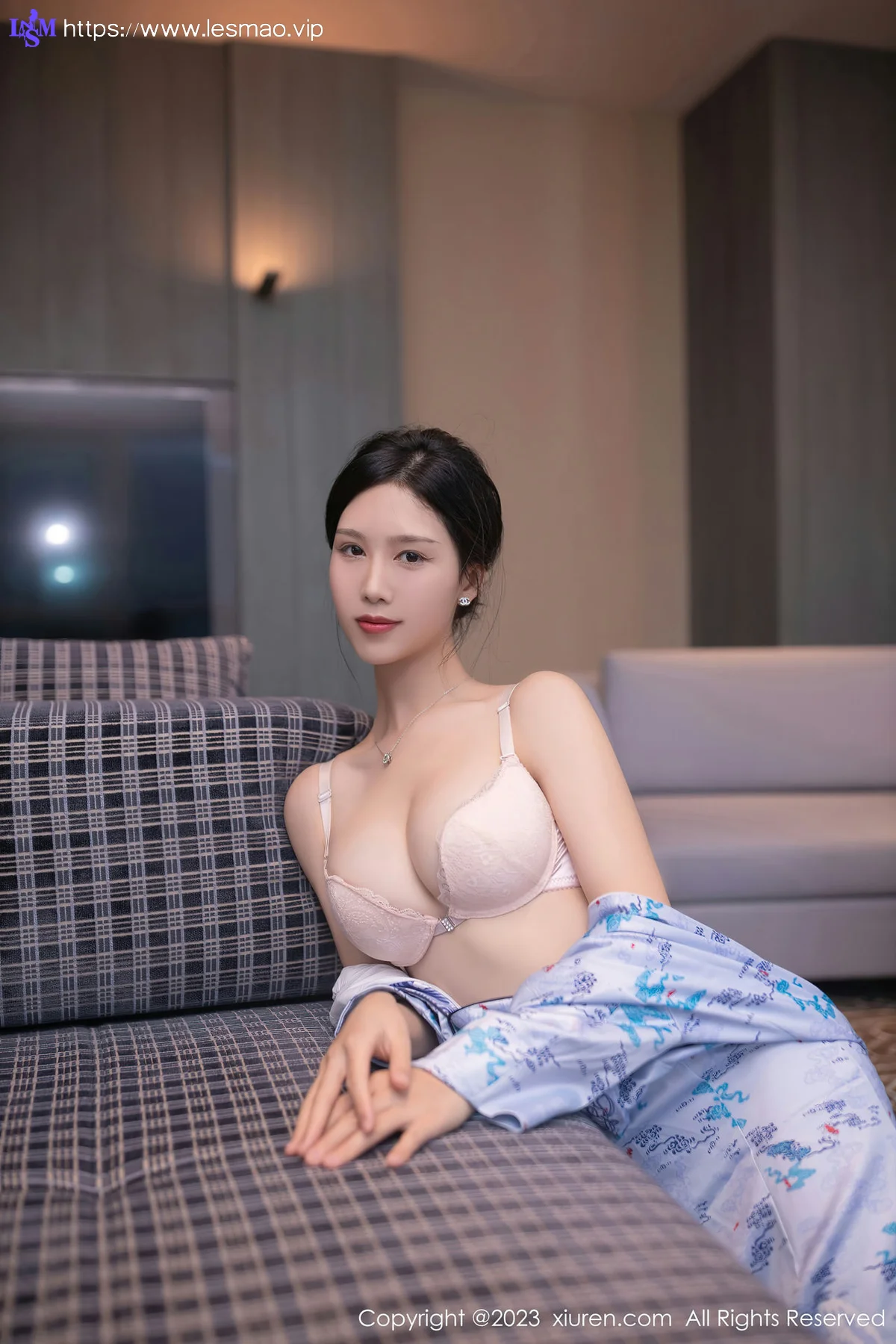 XiuRen 秀人 No.7101 利世 海航空姐性感写真2 - 21