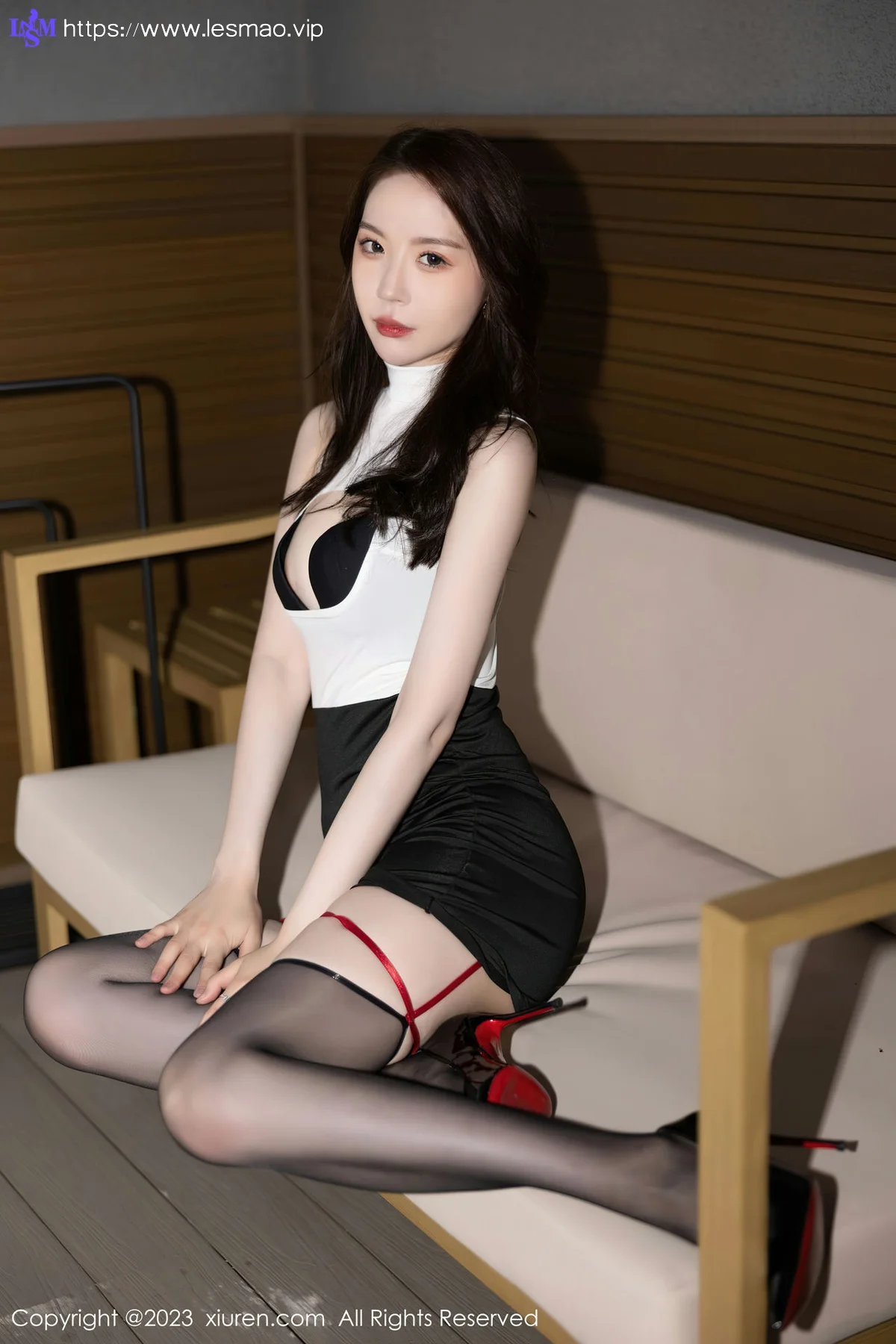 XiuRen 秀人 No.7105 梦心玥 性感短裙性感写真 - 23