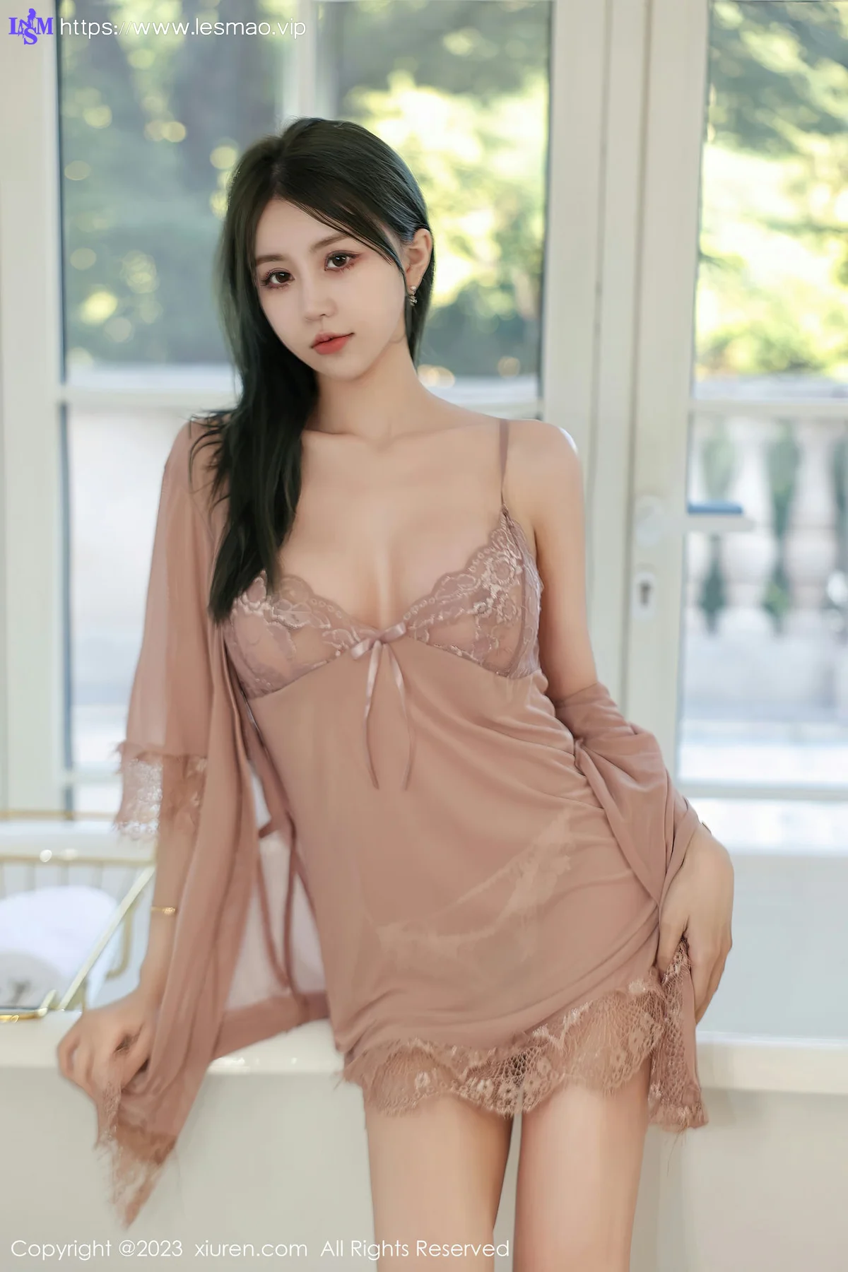 XiuRen 秀人 No.7114 tina_甜仔 蕾丝睡裙杭州旅拍 - 20